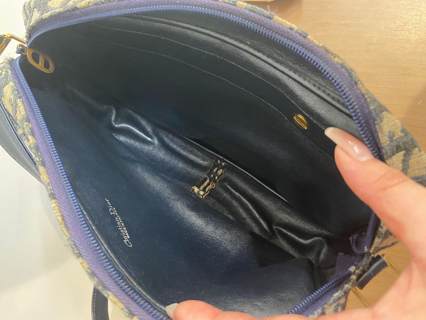Dior 老花相機單肩包