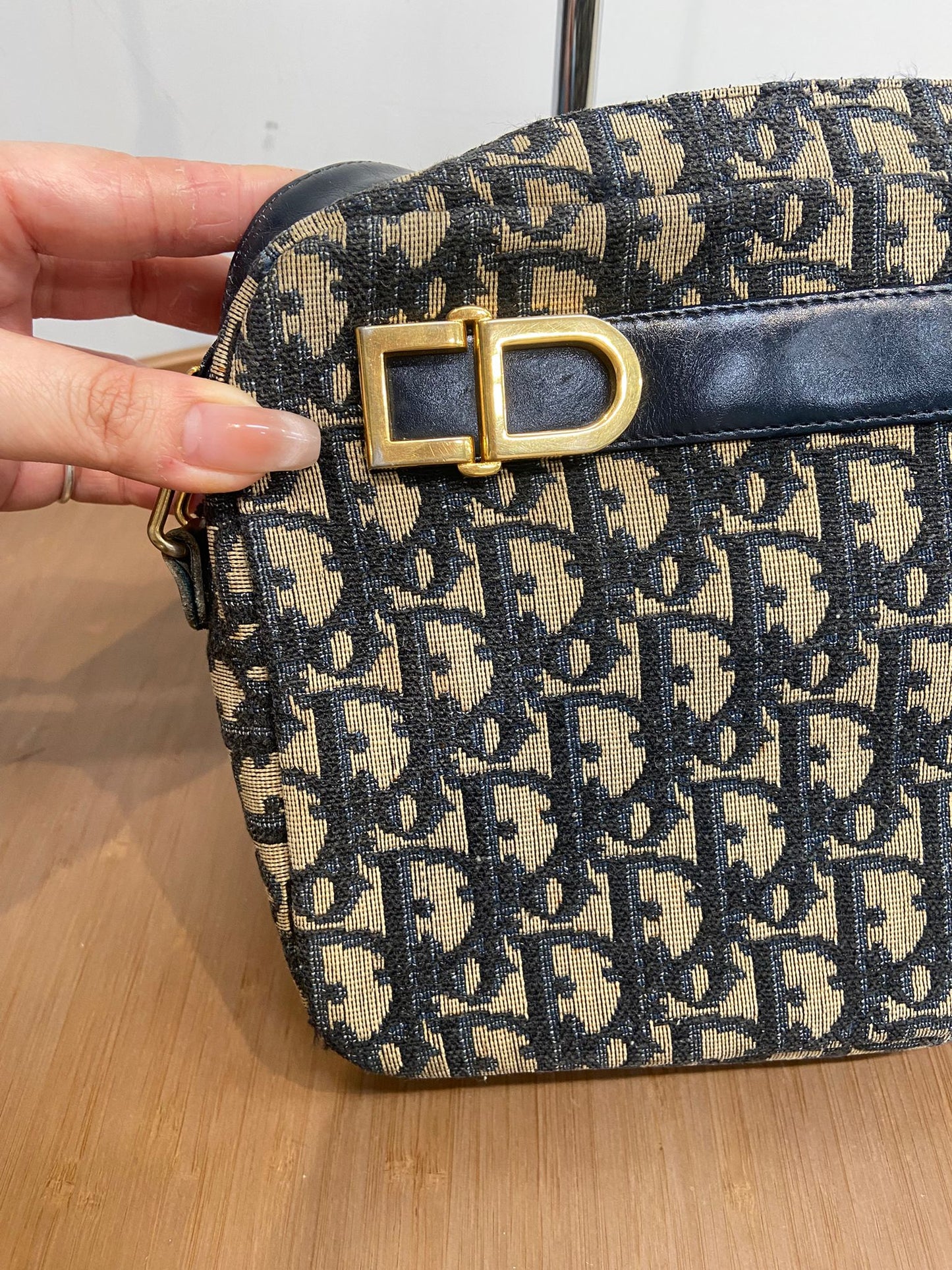 Dior 老花相機單肩包