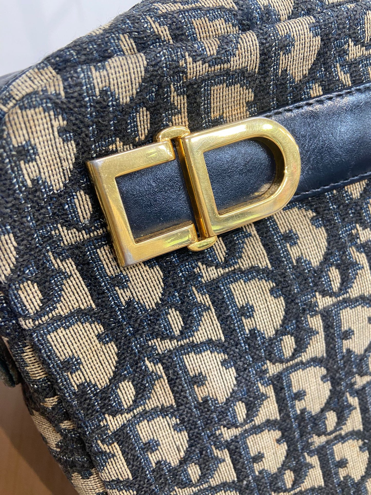 Dior 老花相機單肩包
