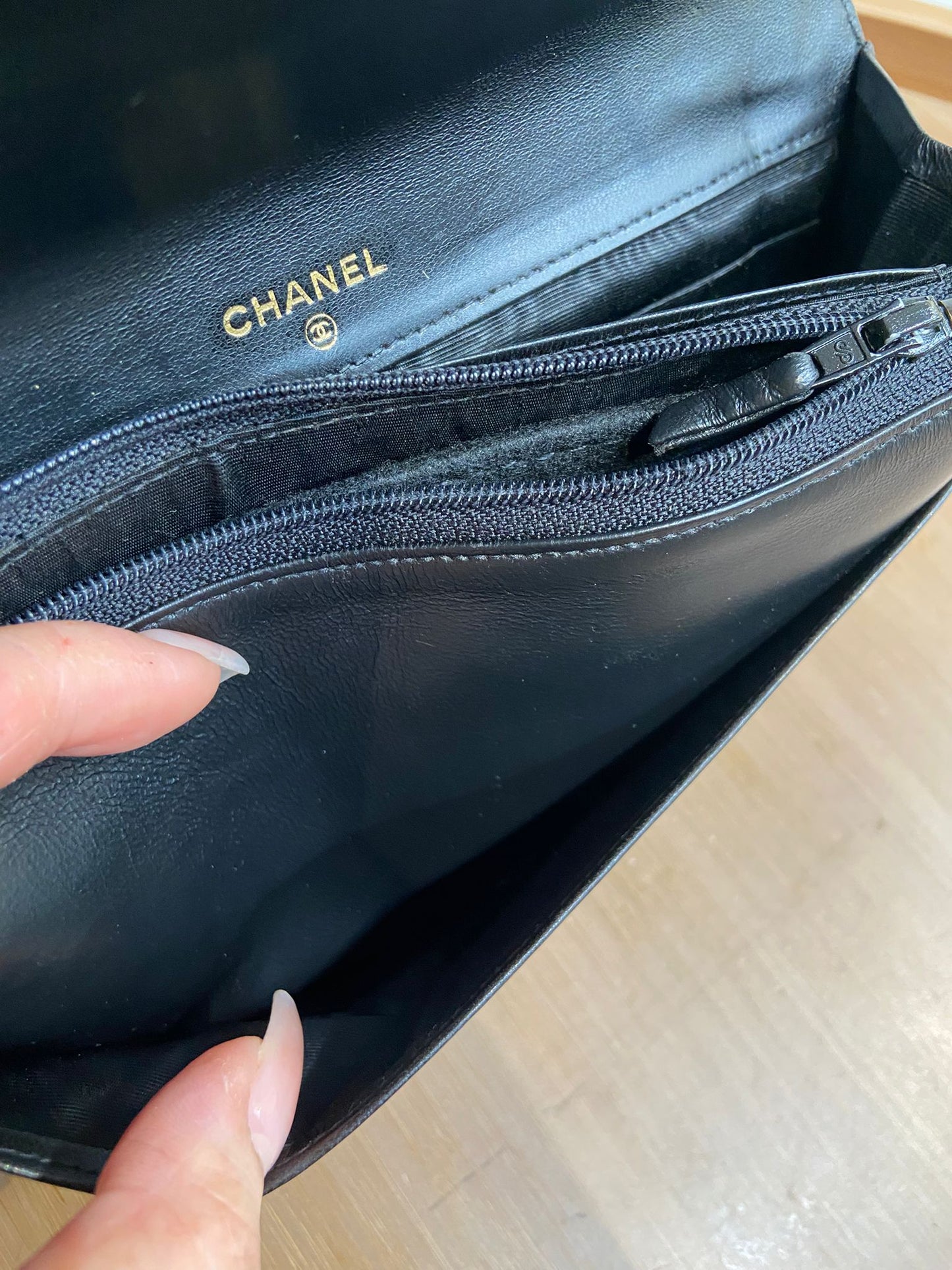 CHANEL wallet pouch