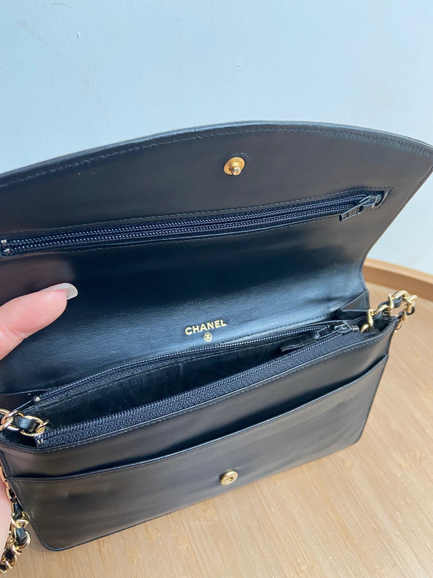 CHANEL wallet pouch