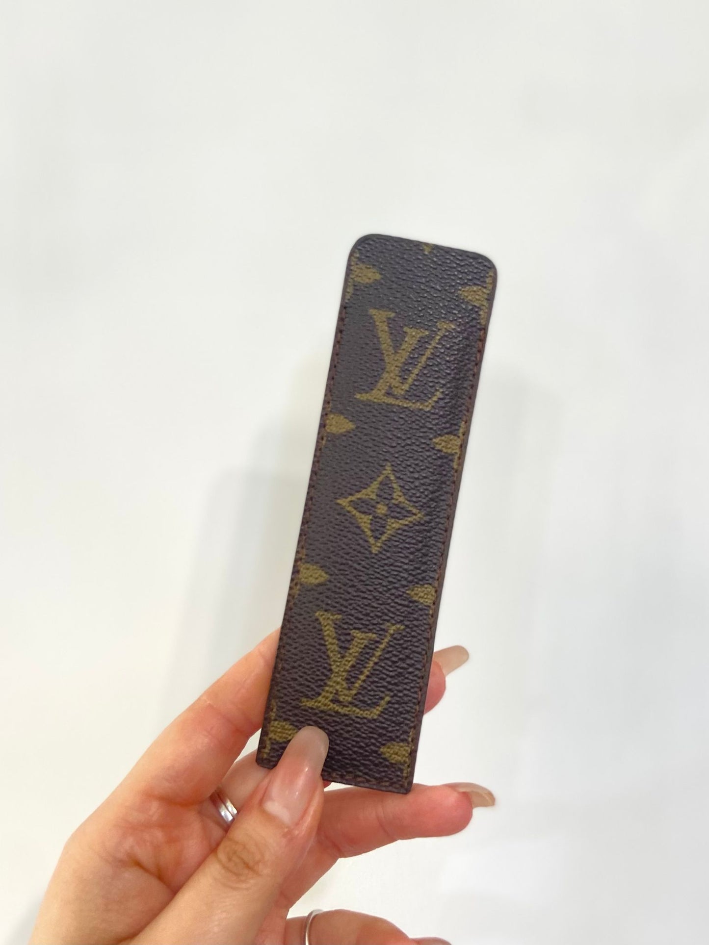 LV 老花筆套