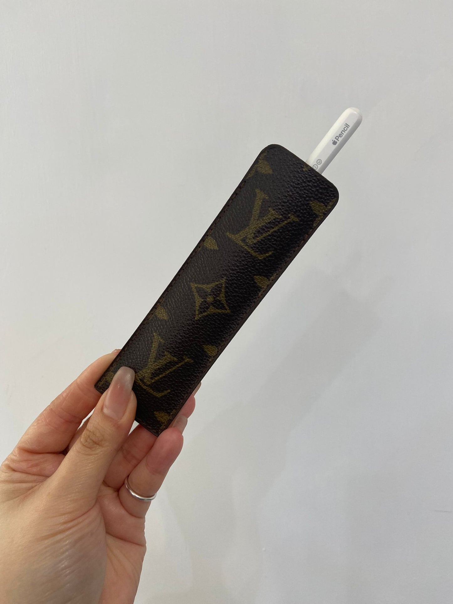 LV 老花筆套