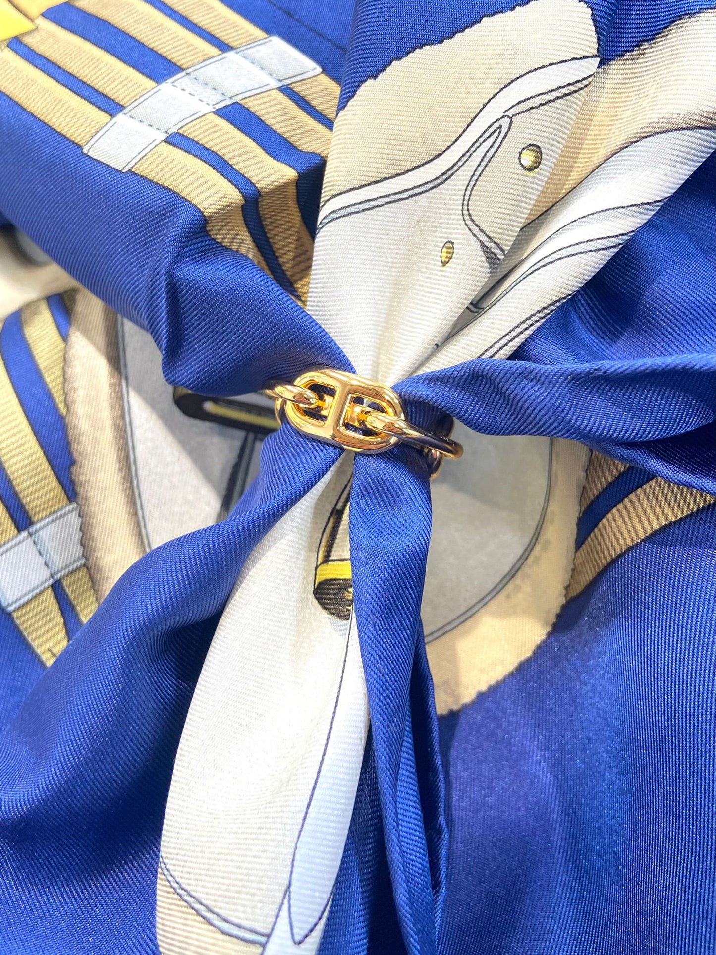 Hermes 豬鼻絲巾扣