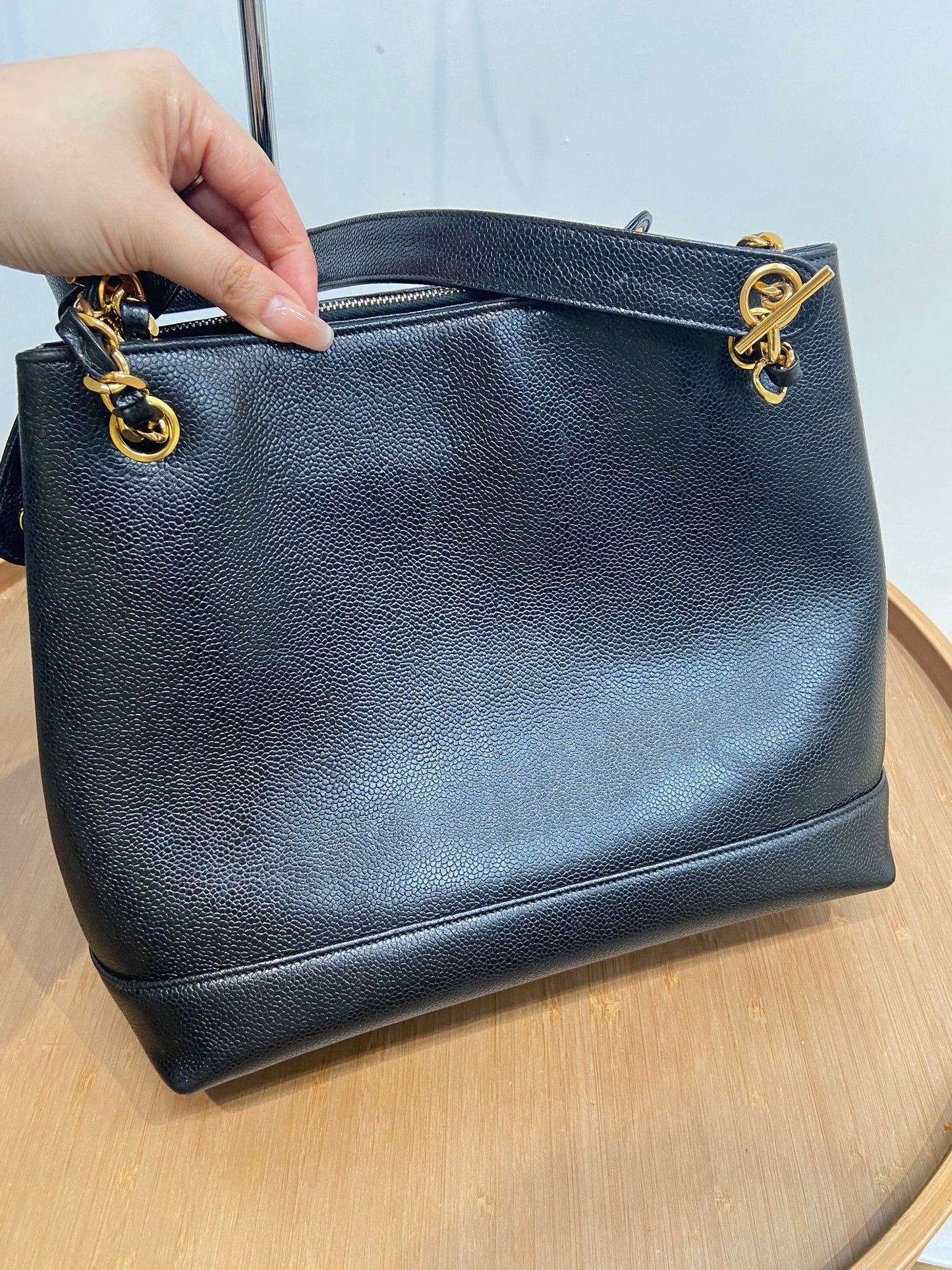 Chanel 黑色荔枝牛皮 單肩袋