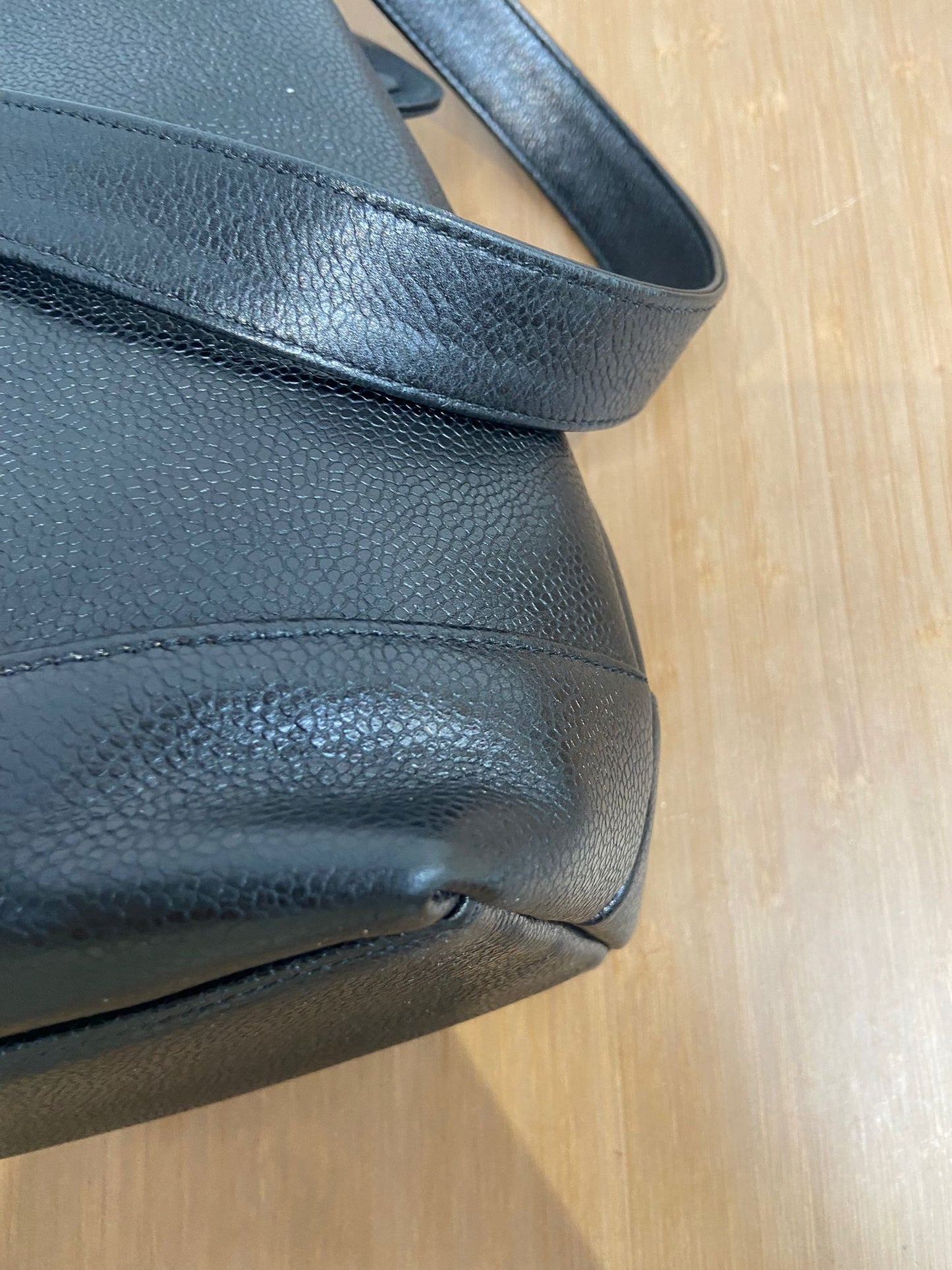 Chanel 黑色荔枝牛皮 單肩袋
