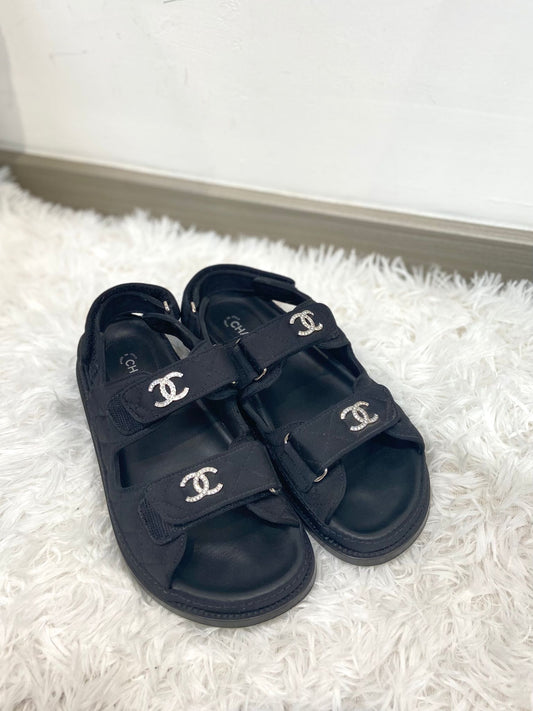 Chanel 二舅涼鞋