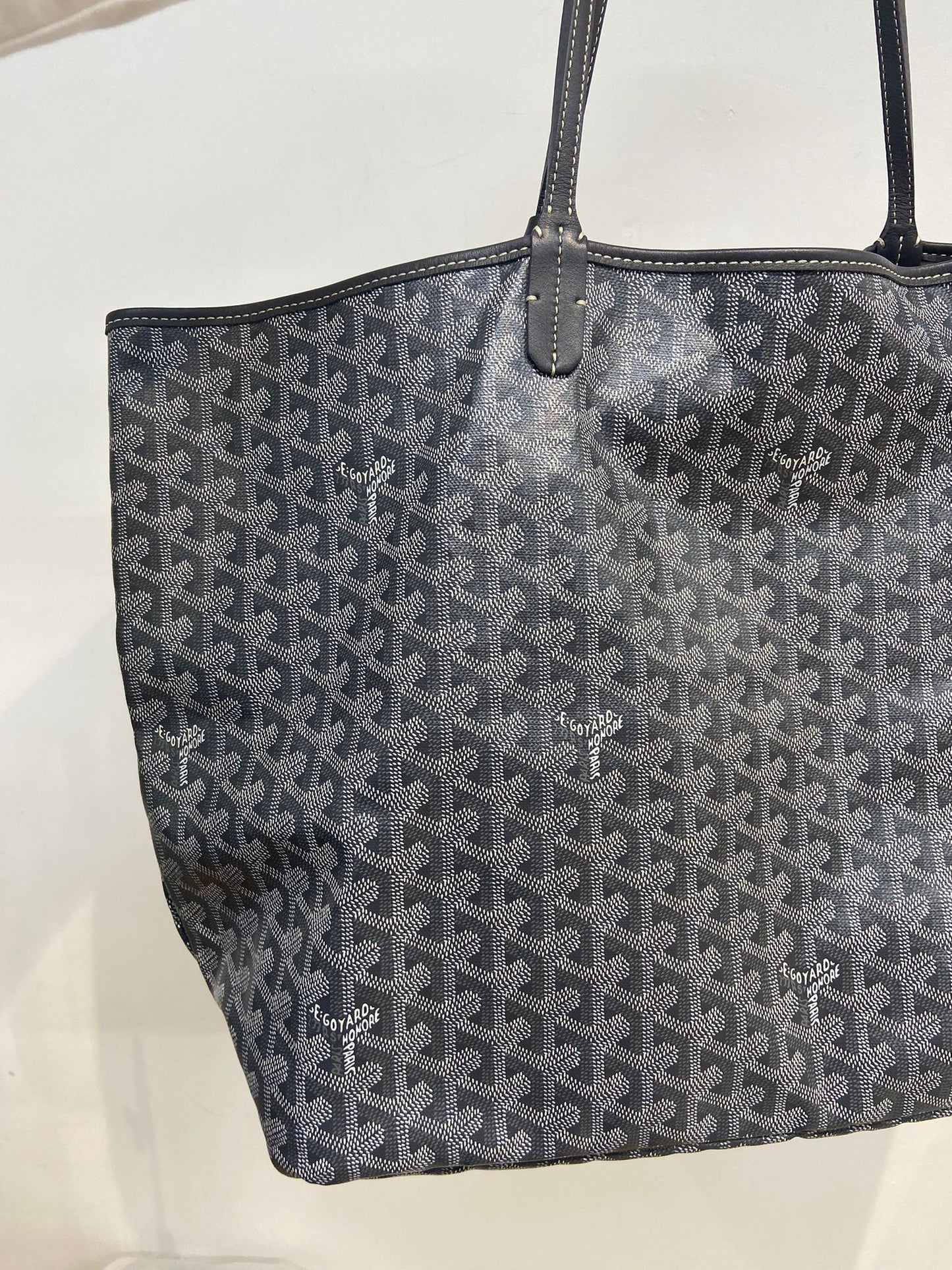 Goyard tote bag