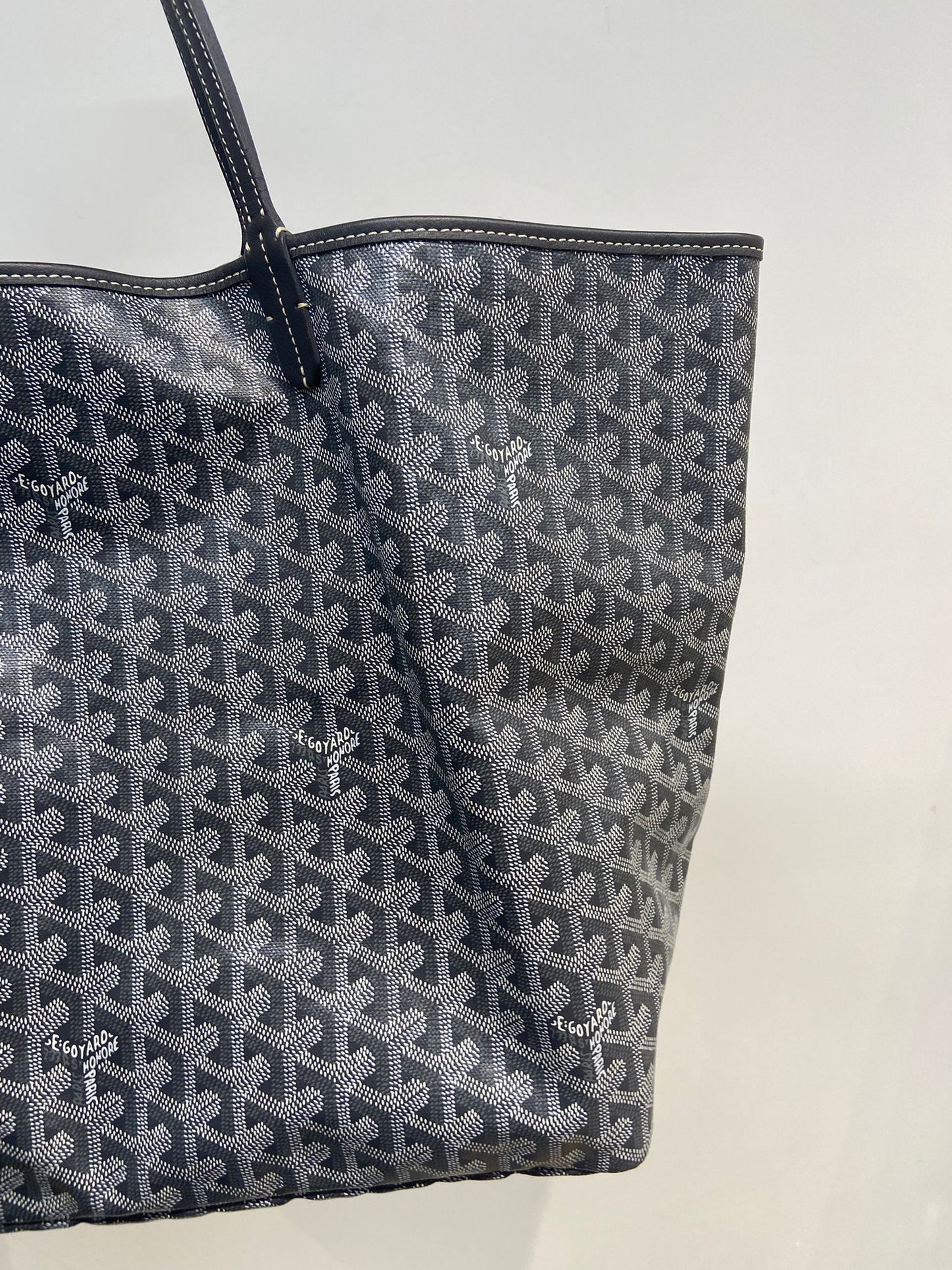 Goyard tote bag