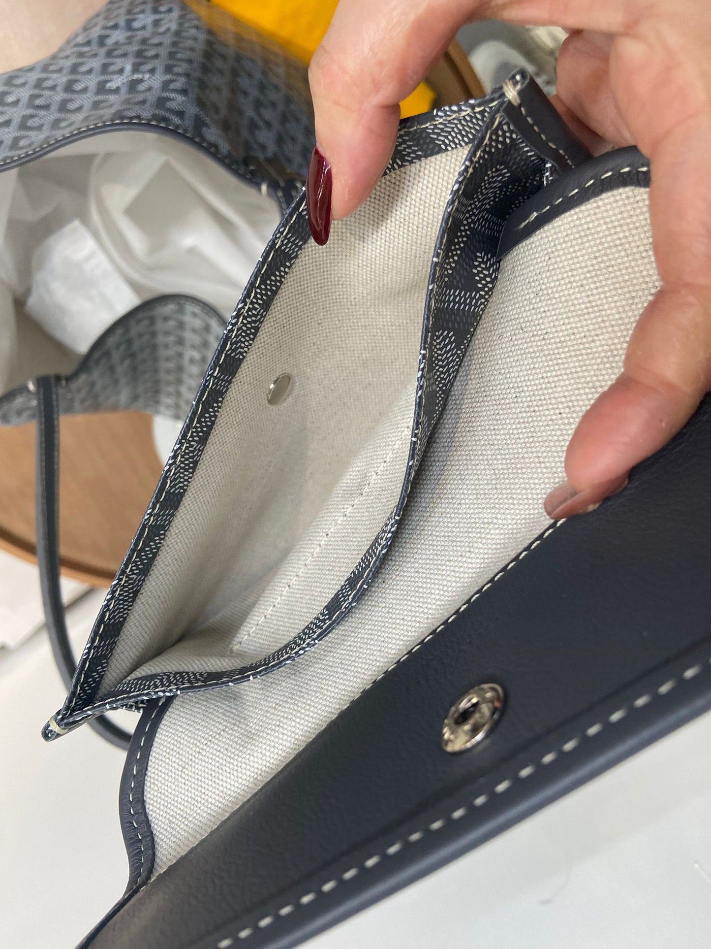 Goyard tote bag