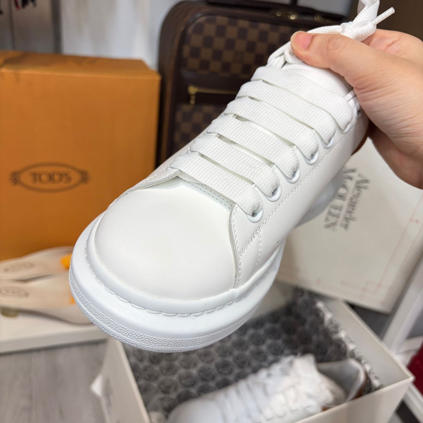 Alexander McQUEEN Leather Sports Shoes