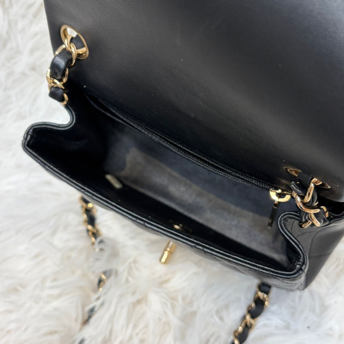 CHANEL 黑金方胖子