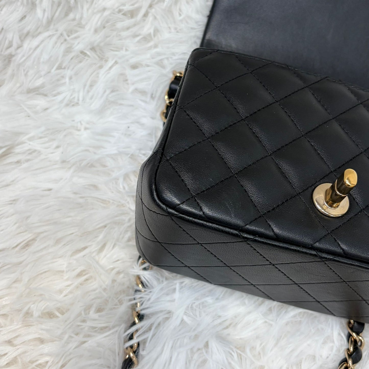 CHANEL 黑金方胖子