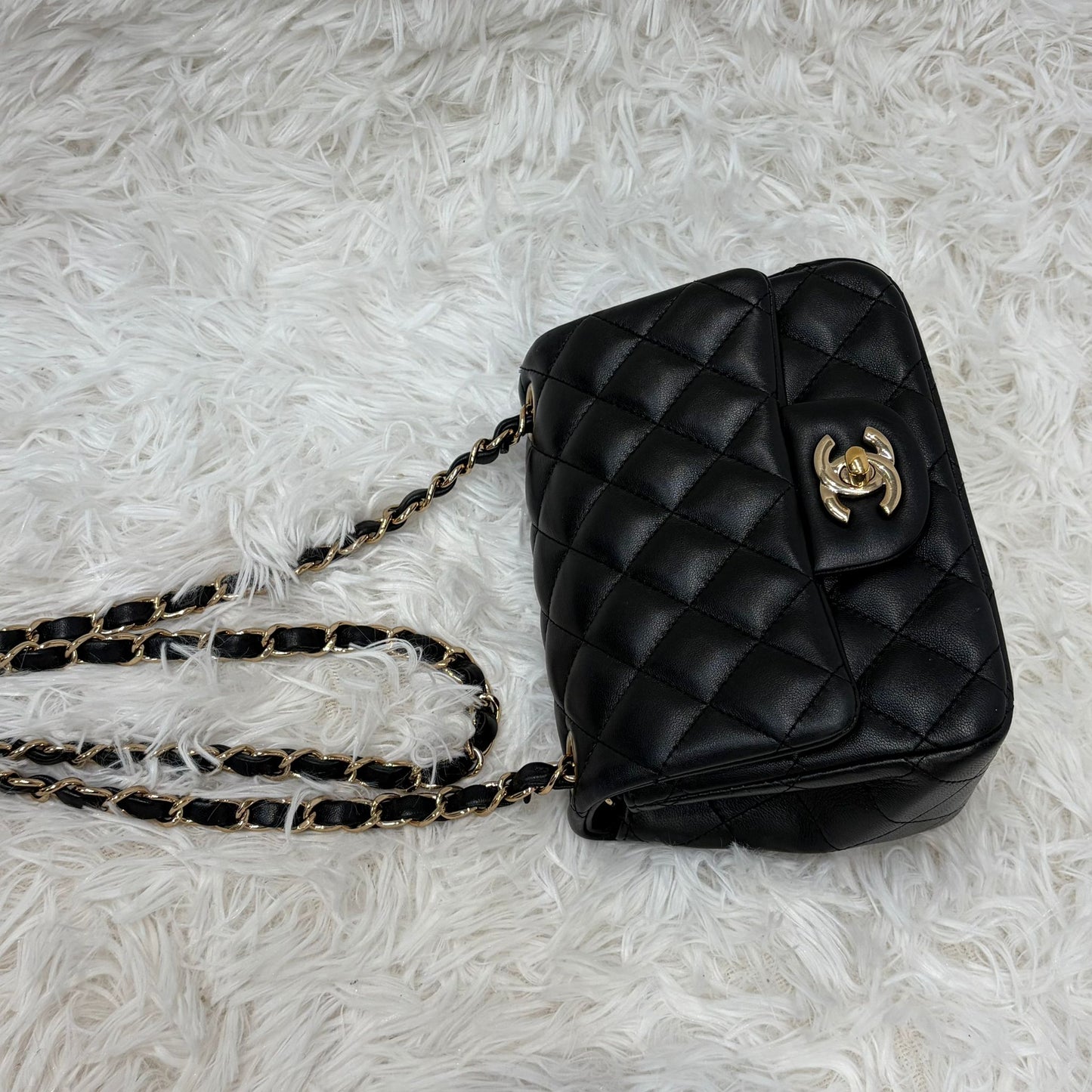 CHANEL 黑金方胖子