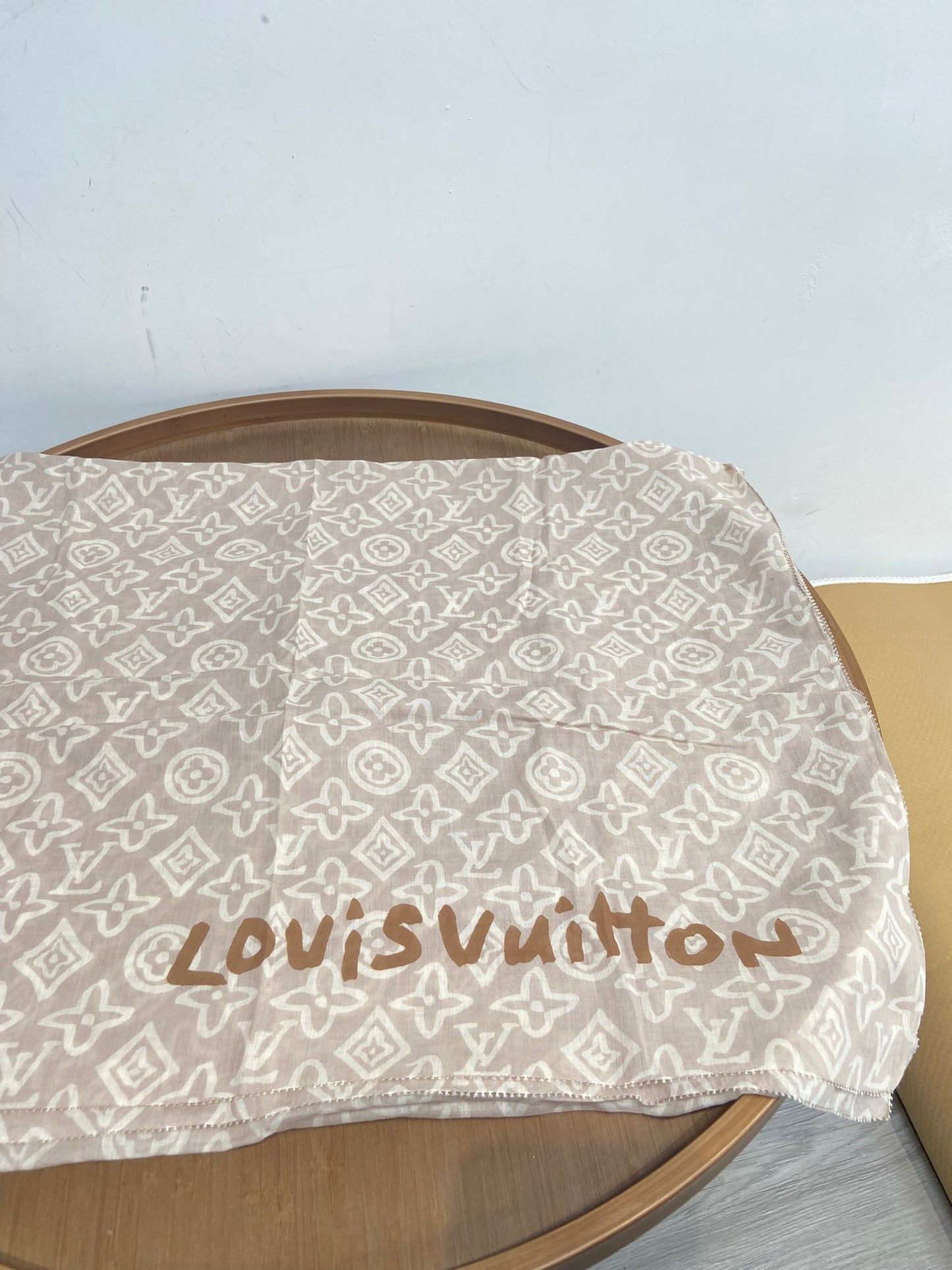 LV 大絲巾披肩