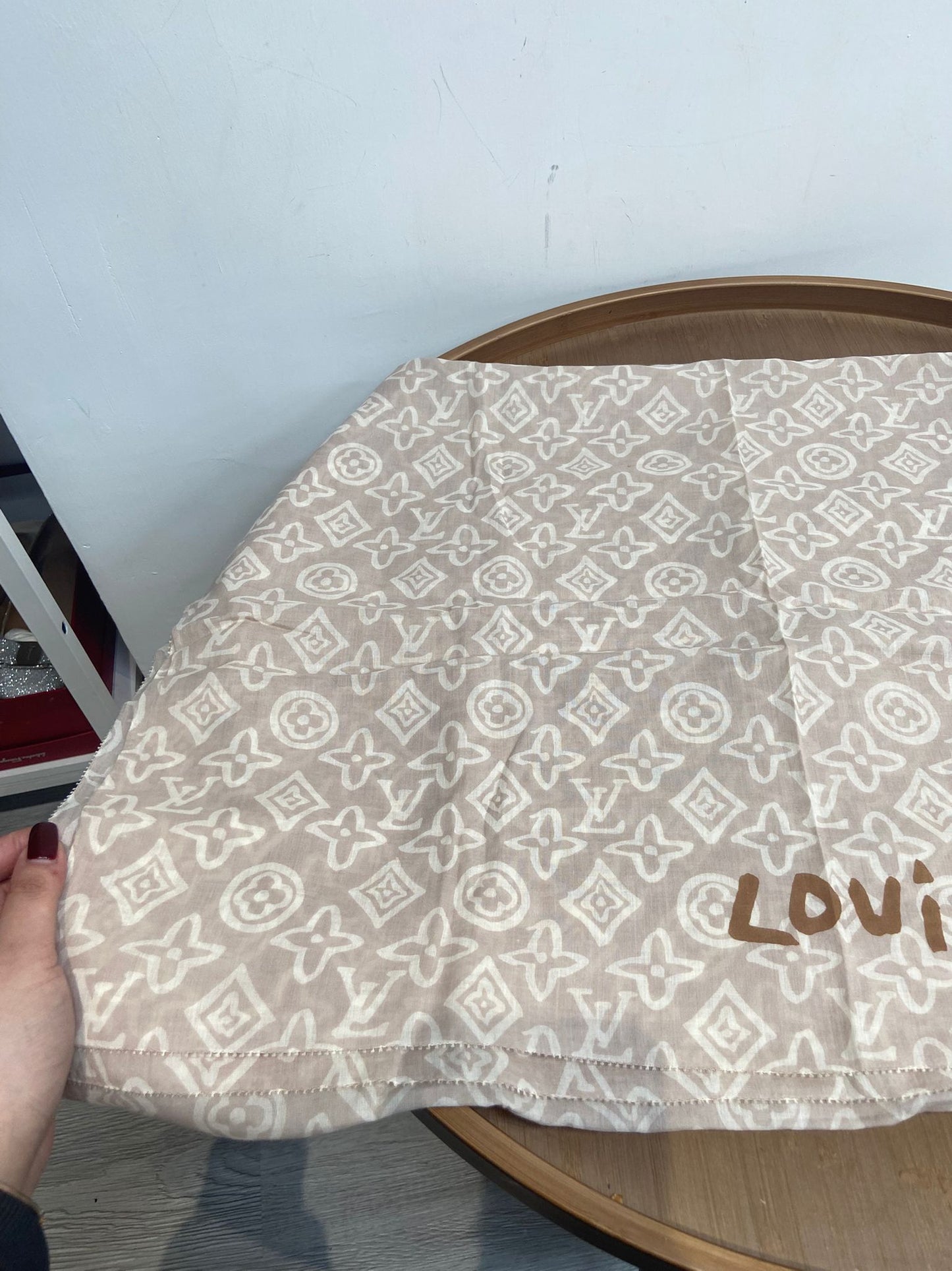 LV 大絲巾披肩