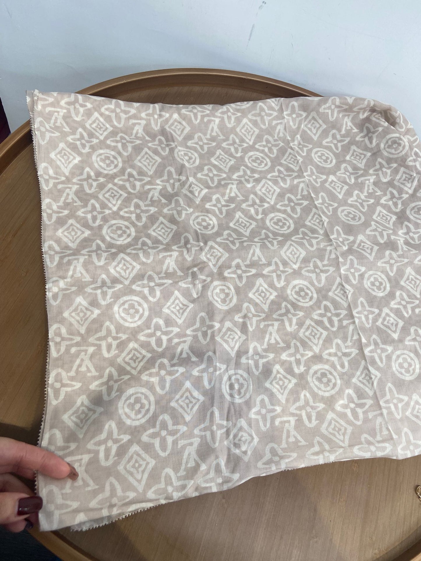 LV 大絲巾披肩