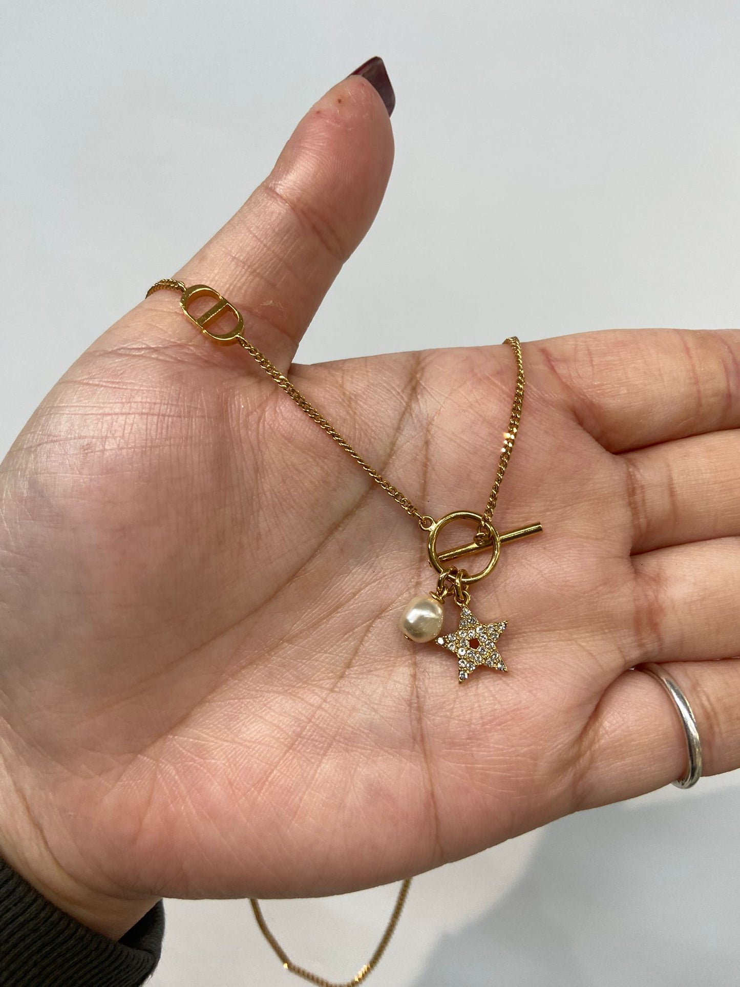 Dior 星星珍珠頸鏈