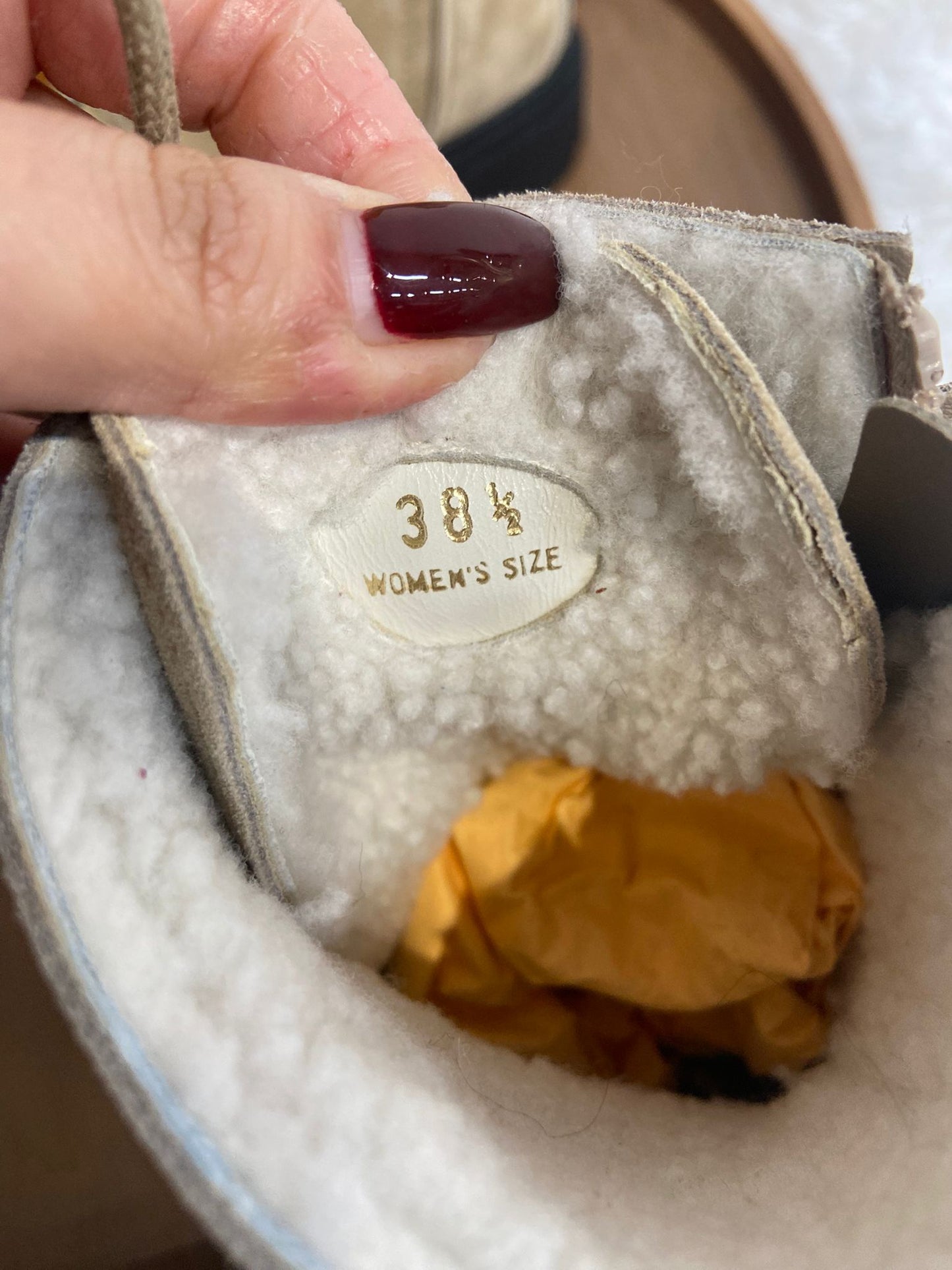 Tod’s suede 馬丁靴