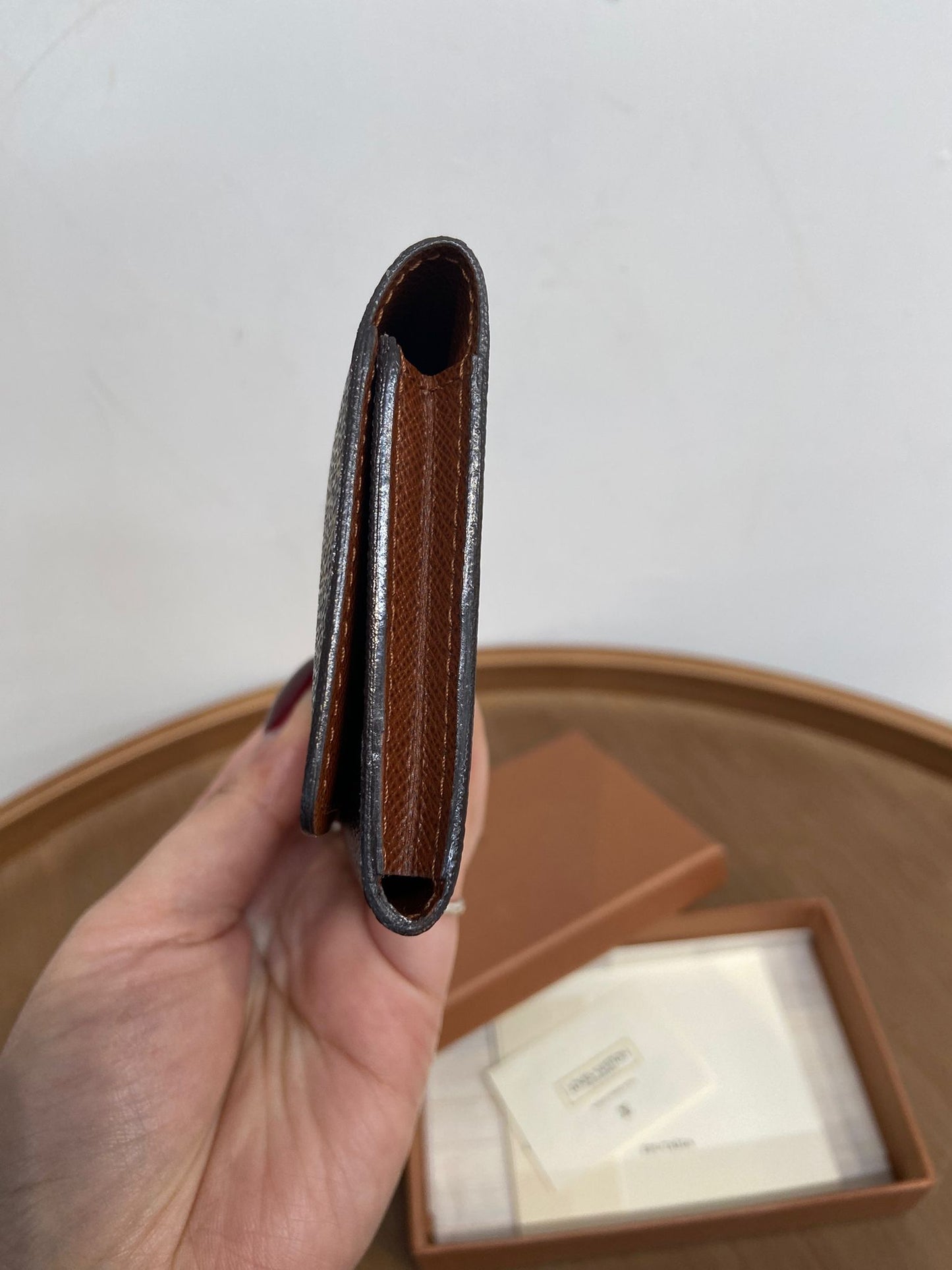 Lv 卡包