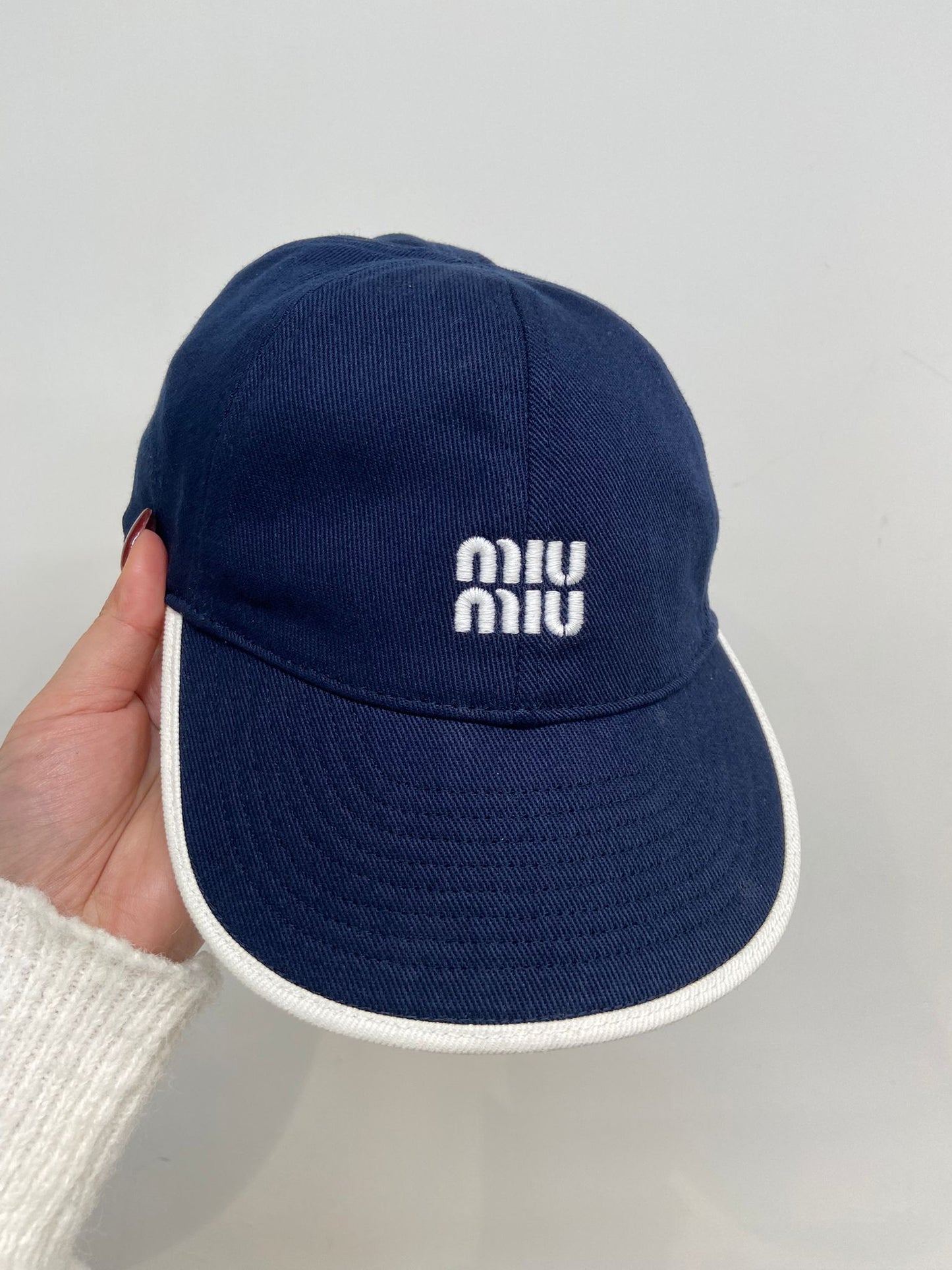 Miu miu cap帽
