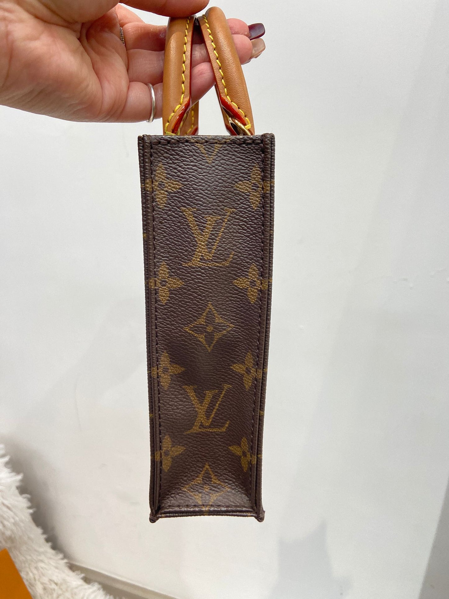 LV petit sac flat 迷你琴譜包