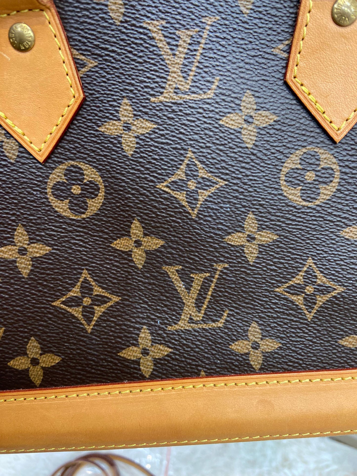 LV Alma BB