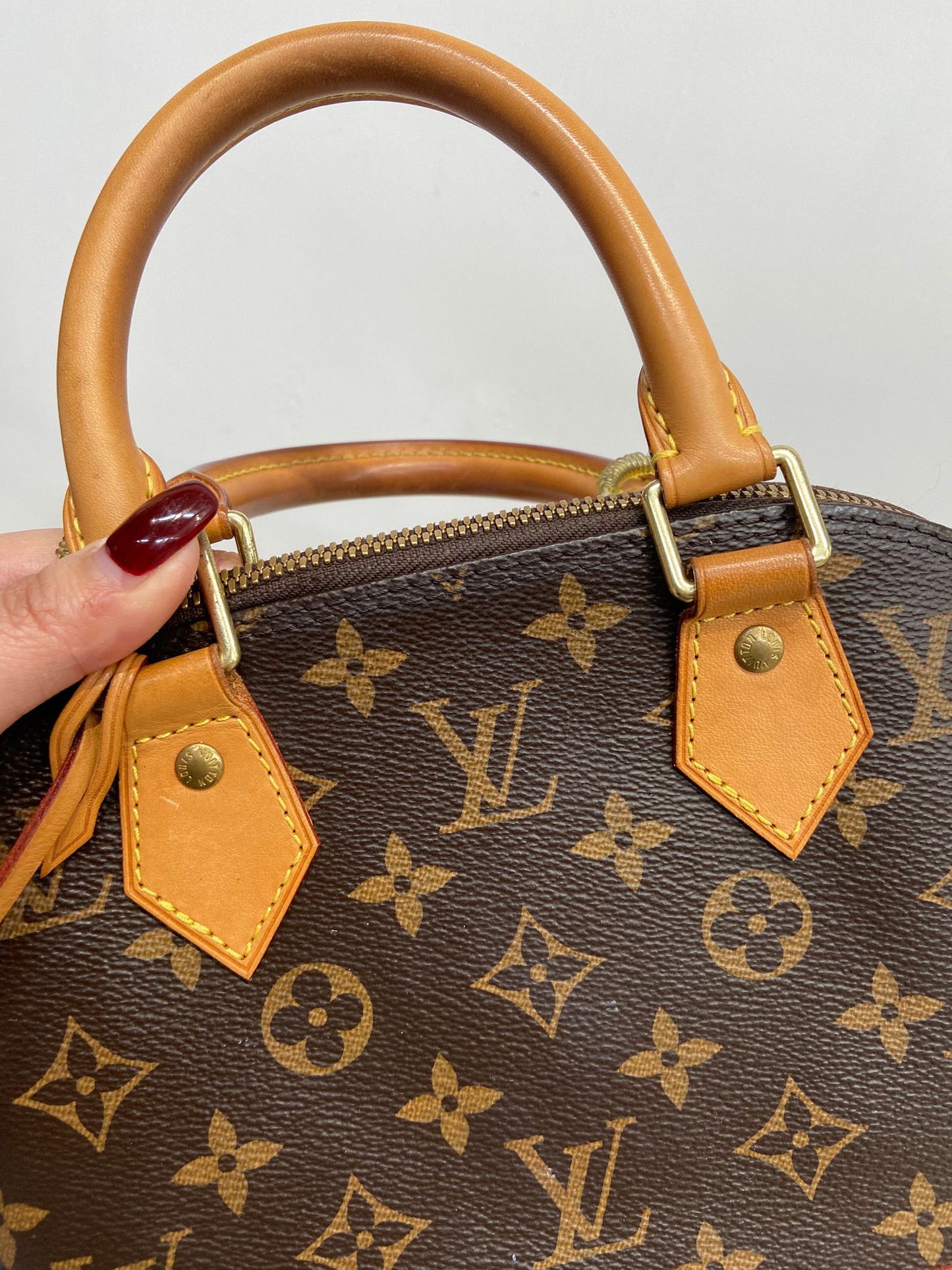 LV Alma BB