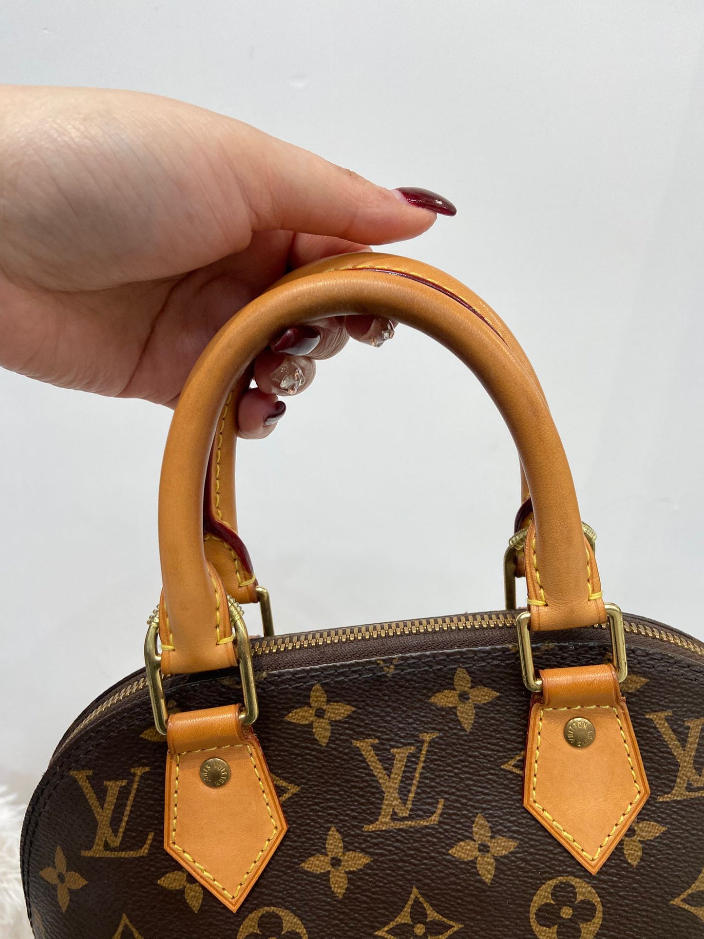 LV Alma BB