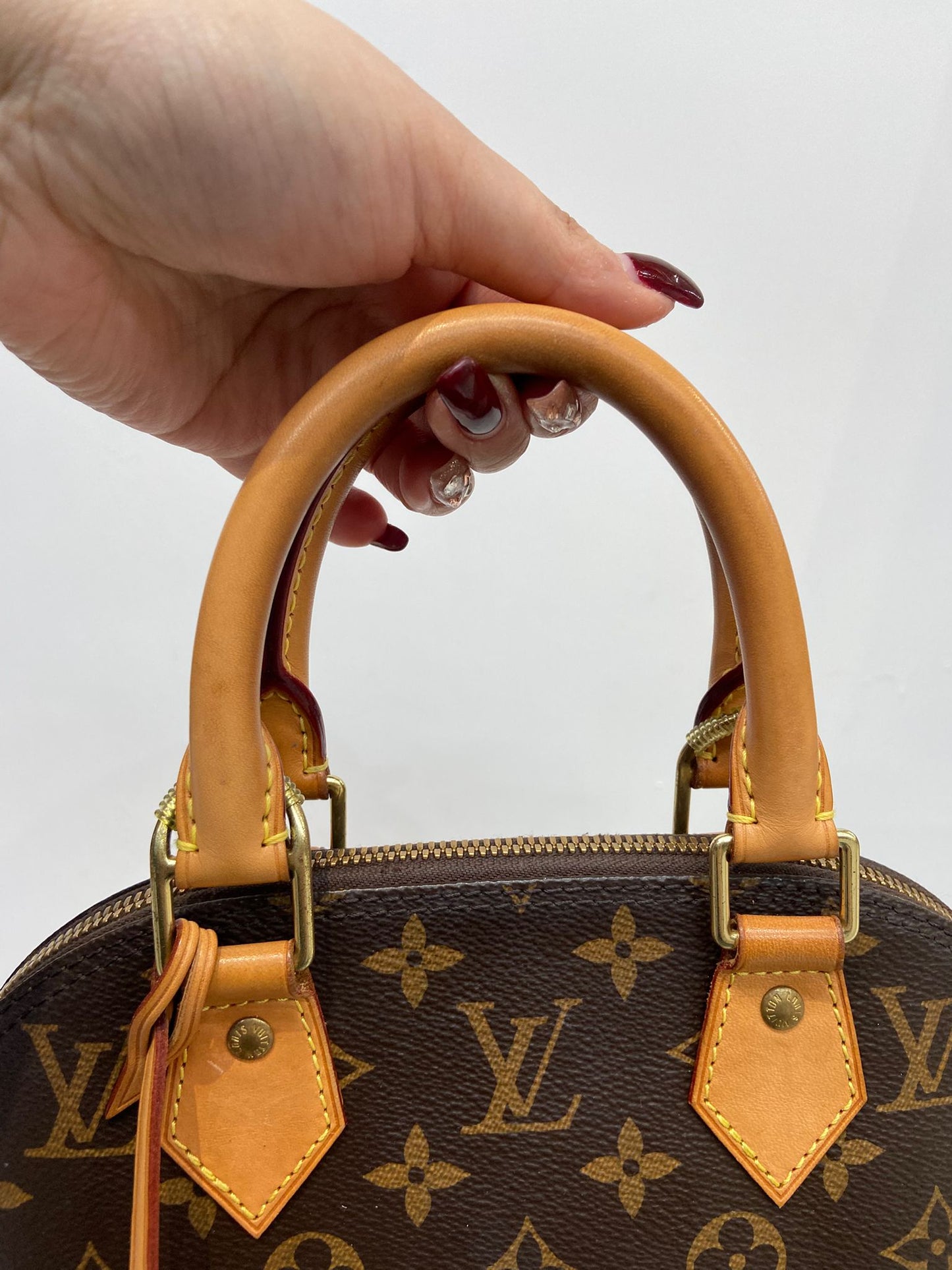 LV Alma BB