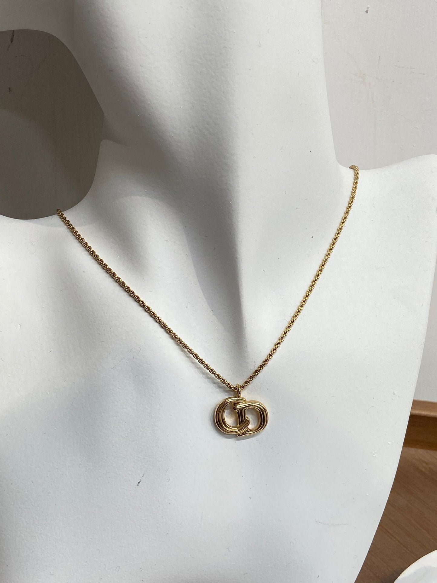 Dior 頸鏈