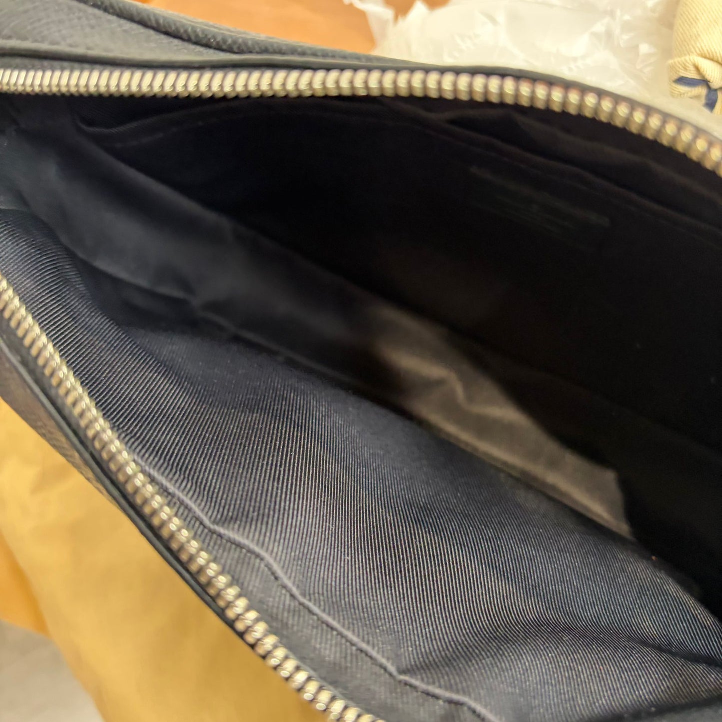LV Monogram Eclipse Outdoor Messenger 斜孭袋