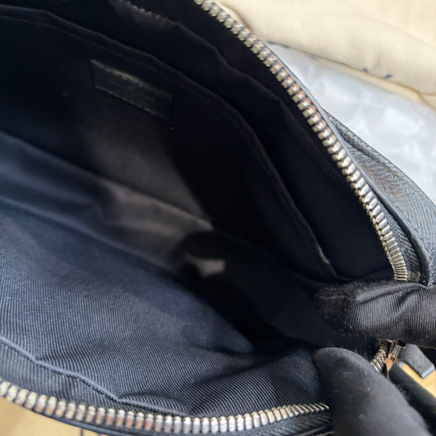 LV Monogram Eclipse Outdoor Messenger 斜孭袋