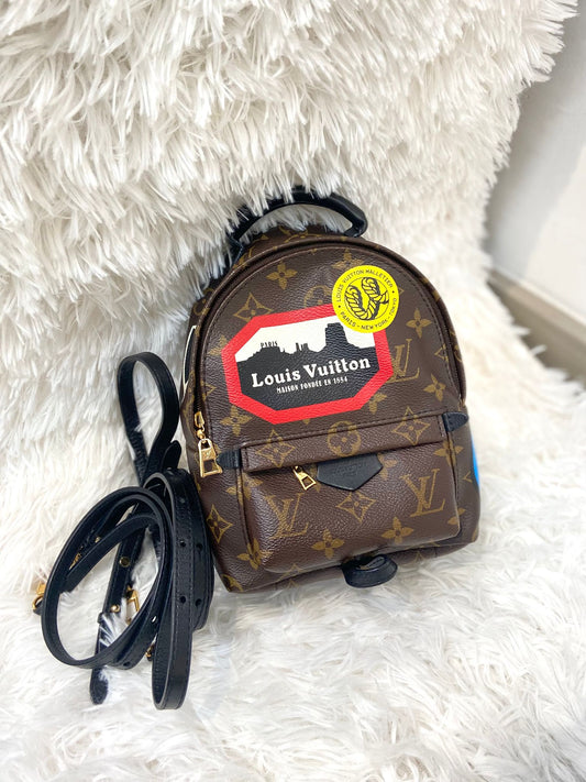 LV Palm Springs Mini 徽章限量版 背囊