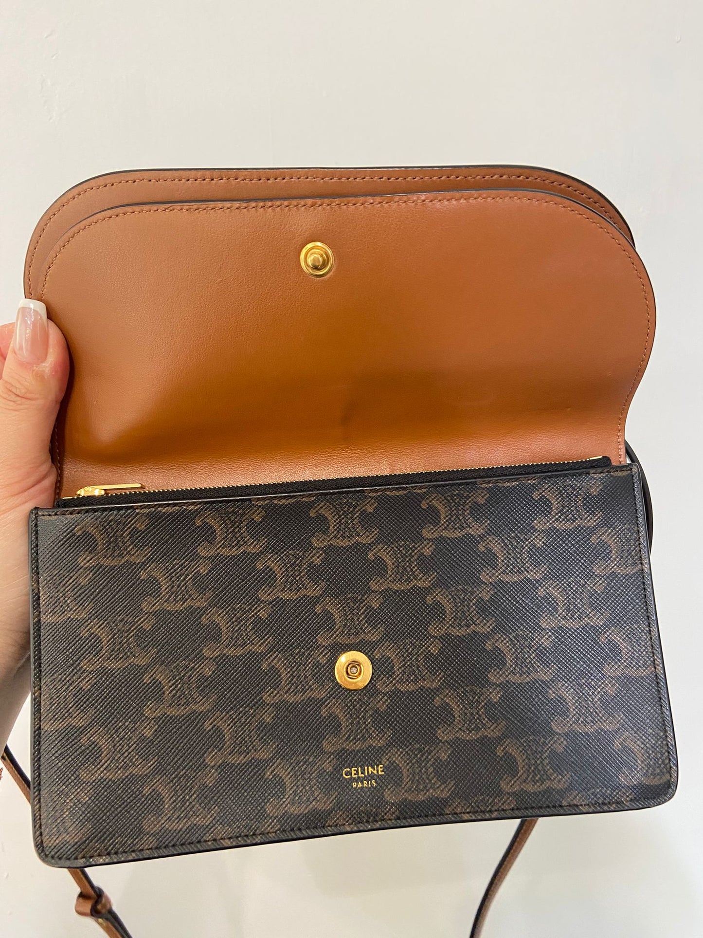Celine wallet on strap 斜孭袋