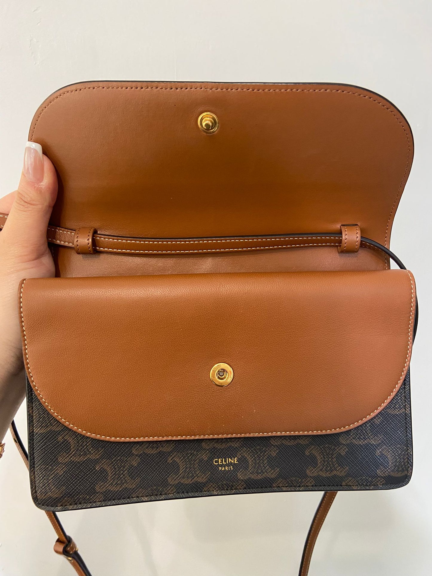 Celine wallet on strap 斜孭袋
