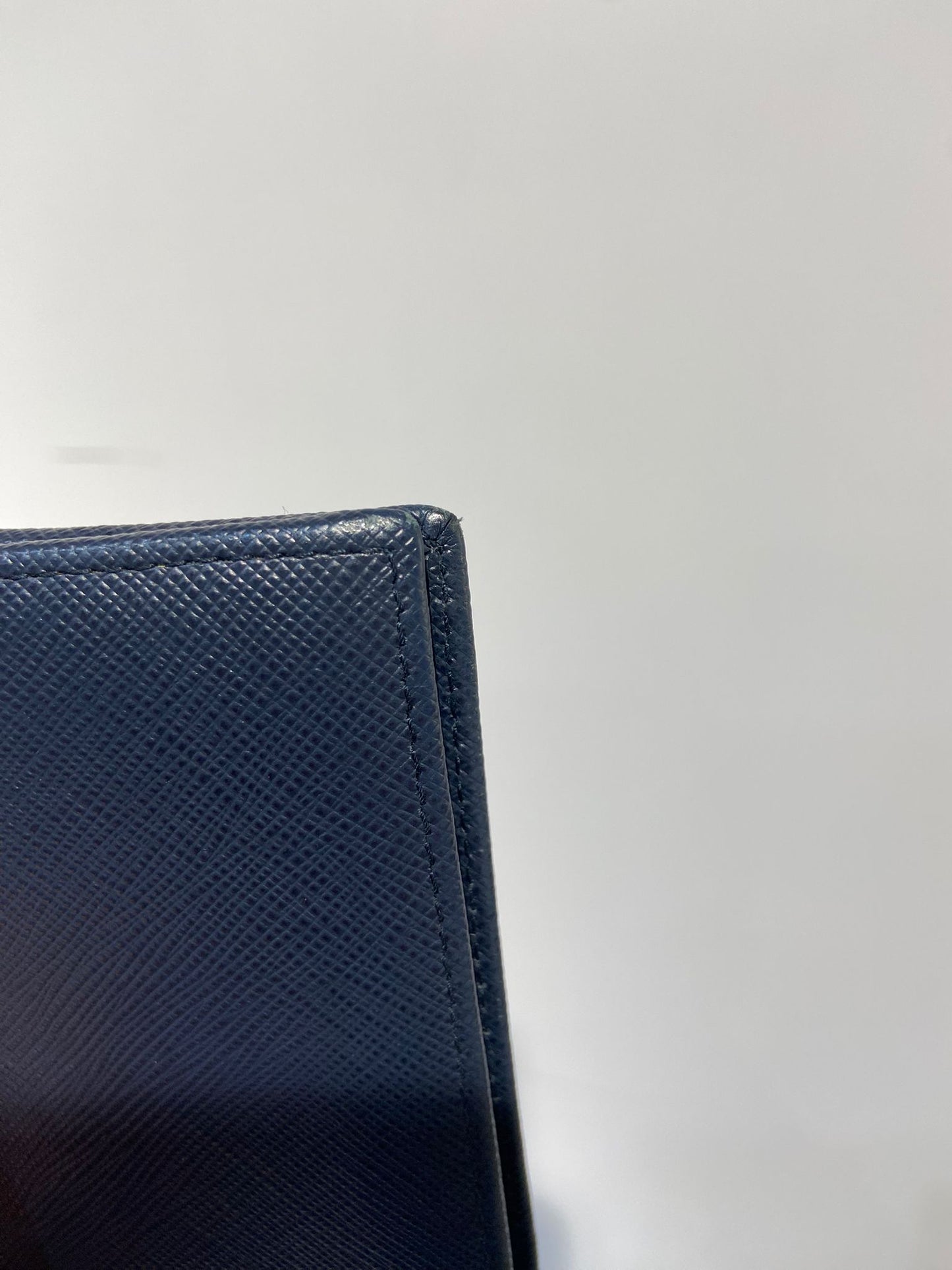 Prada 男仕短銀包