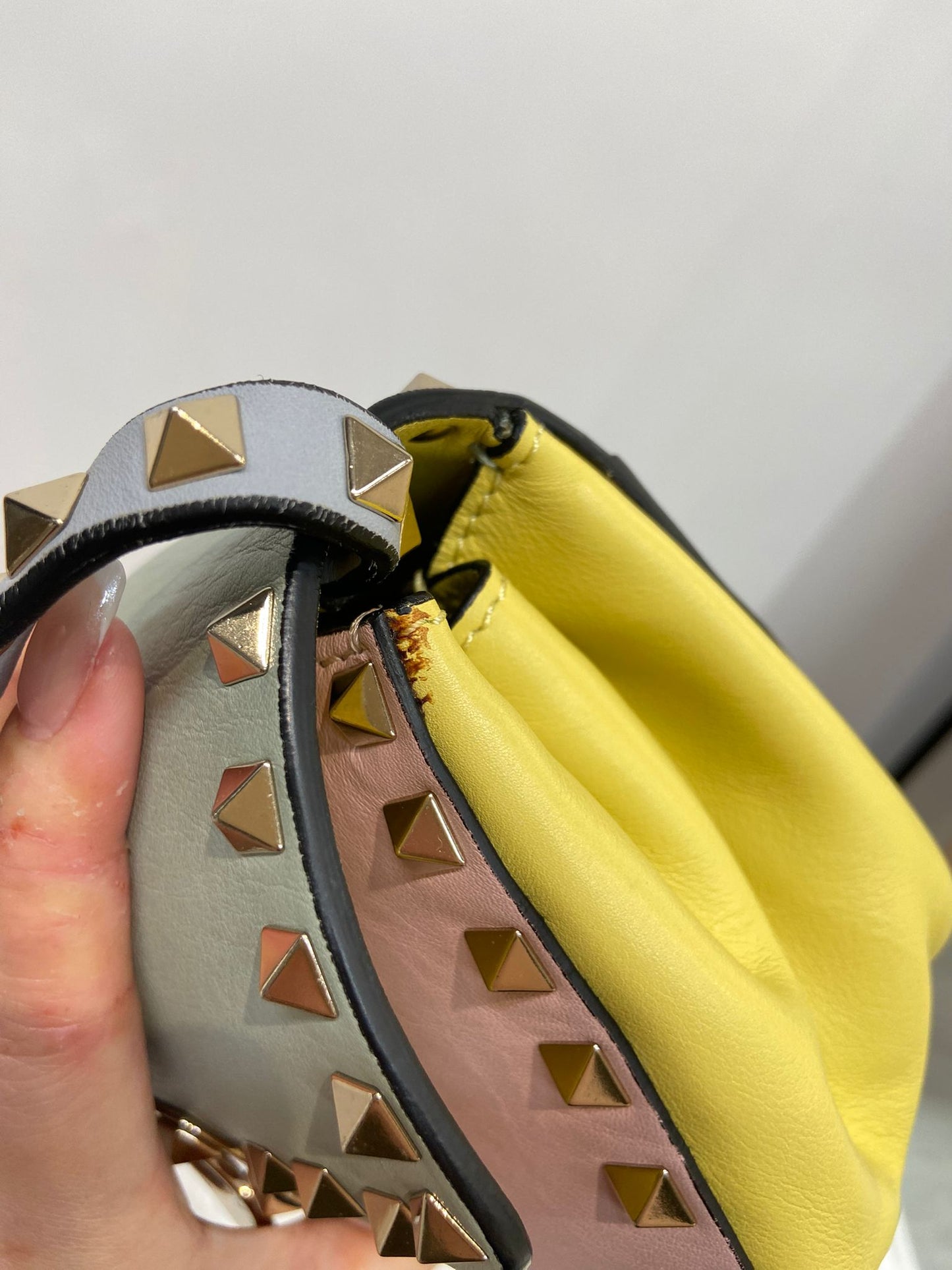 Valentino 彩色斜孭袋