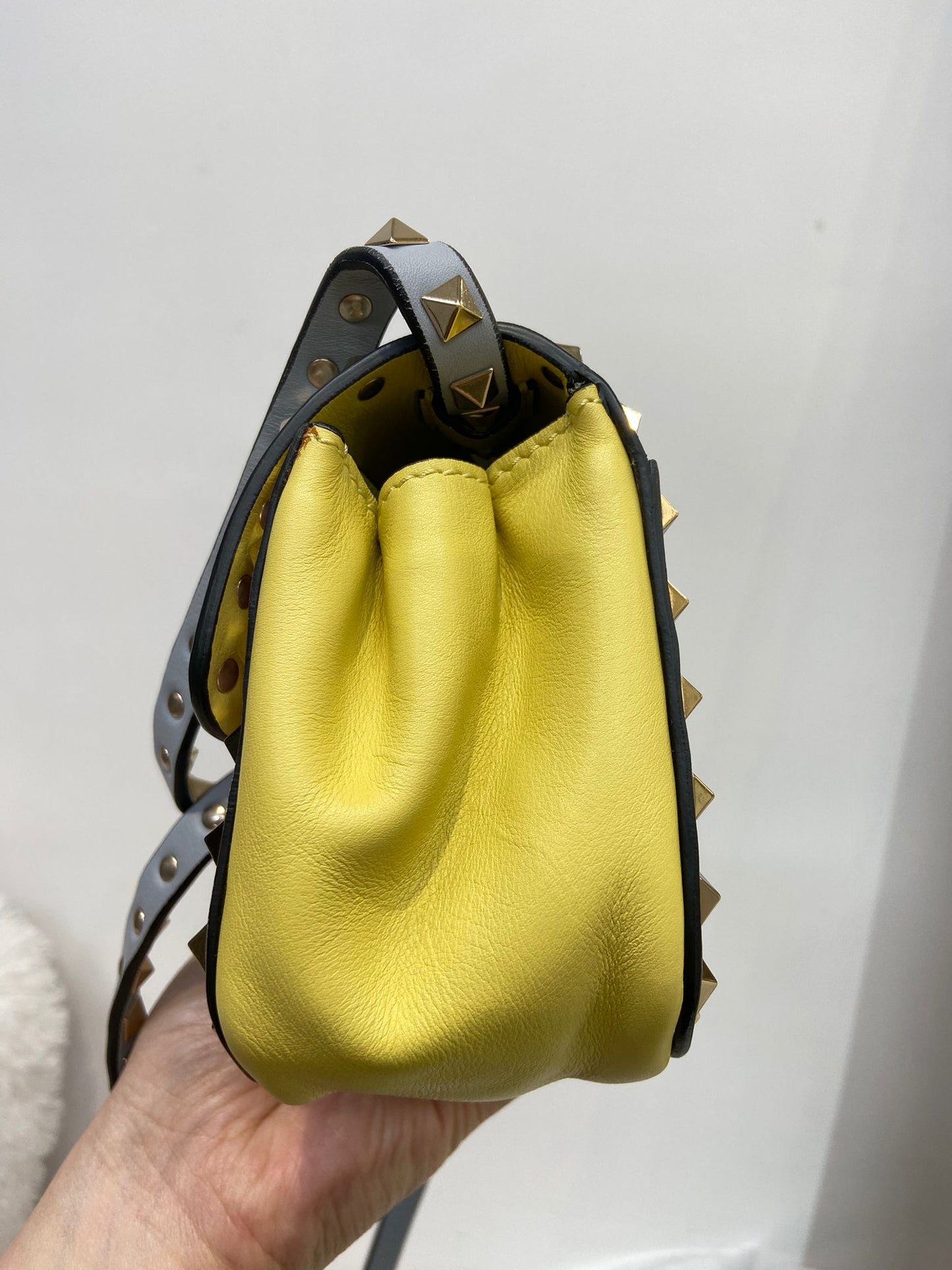 Valentino 彩色斜孭袋