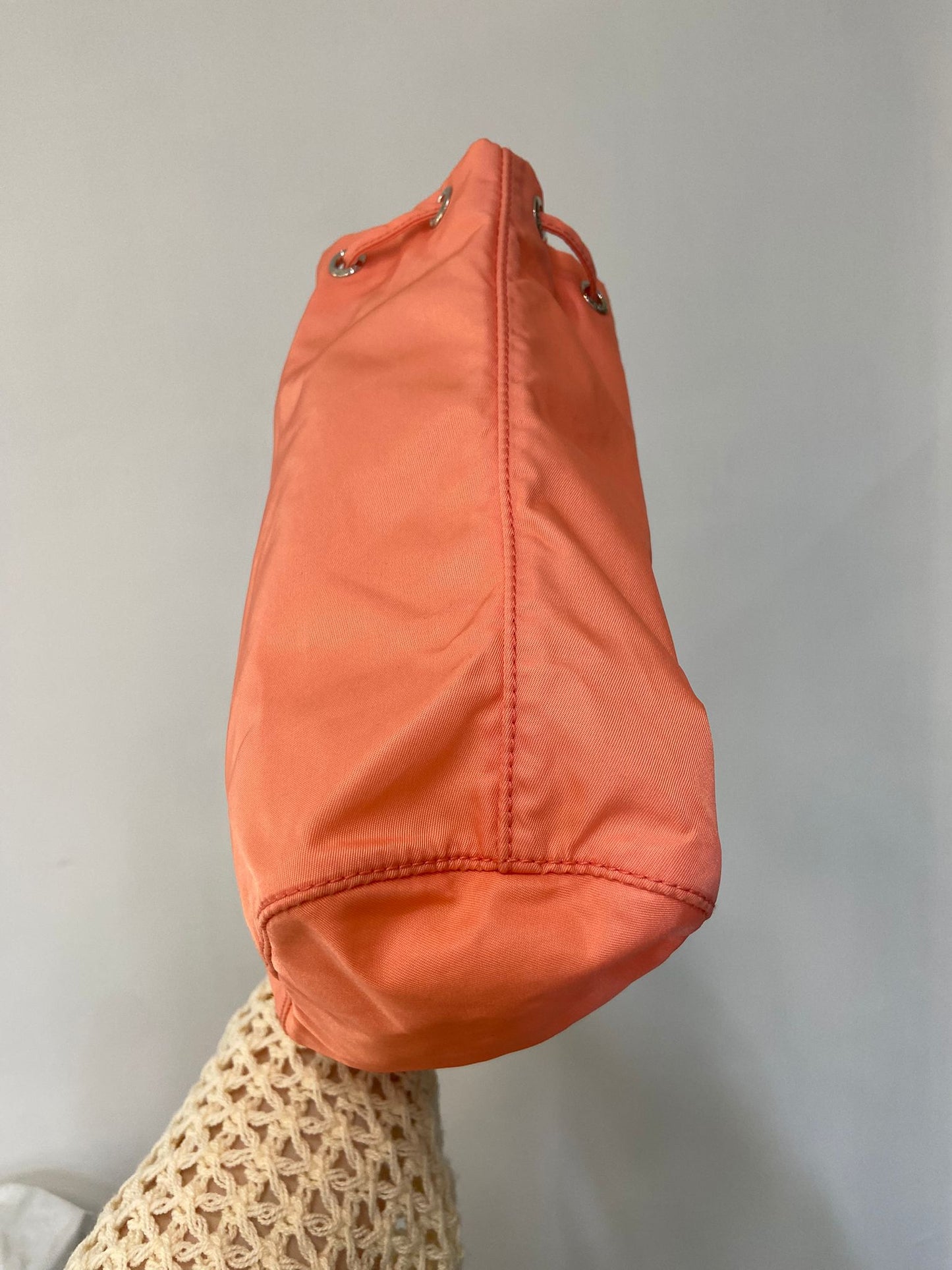 Prada 尼龍索繩袋