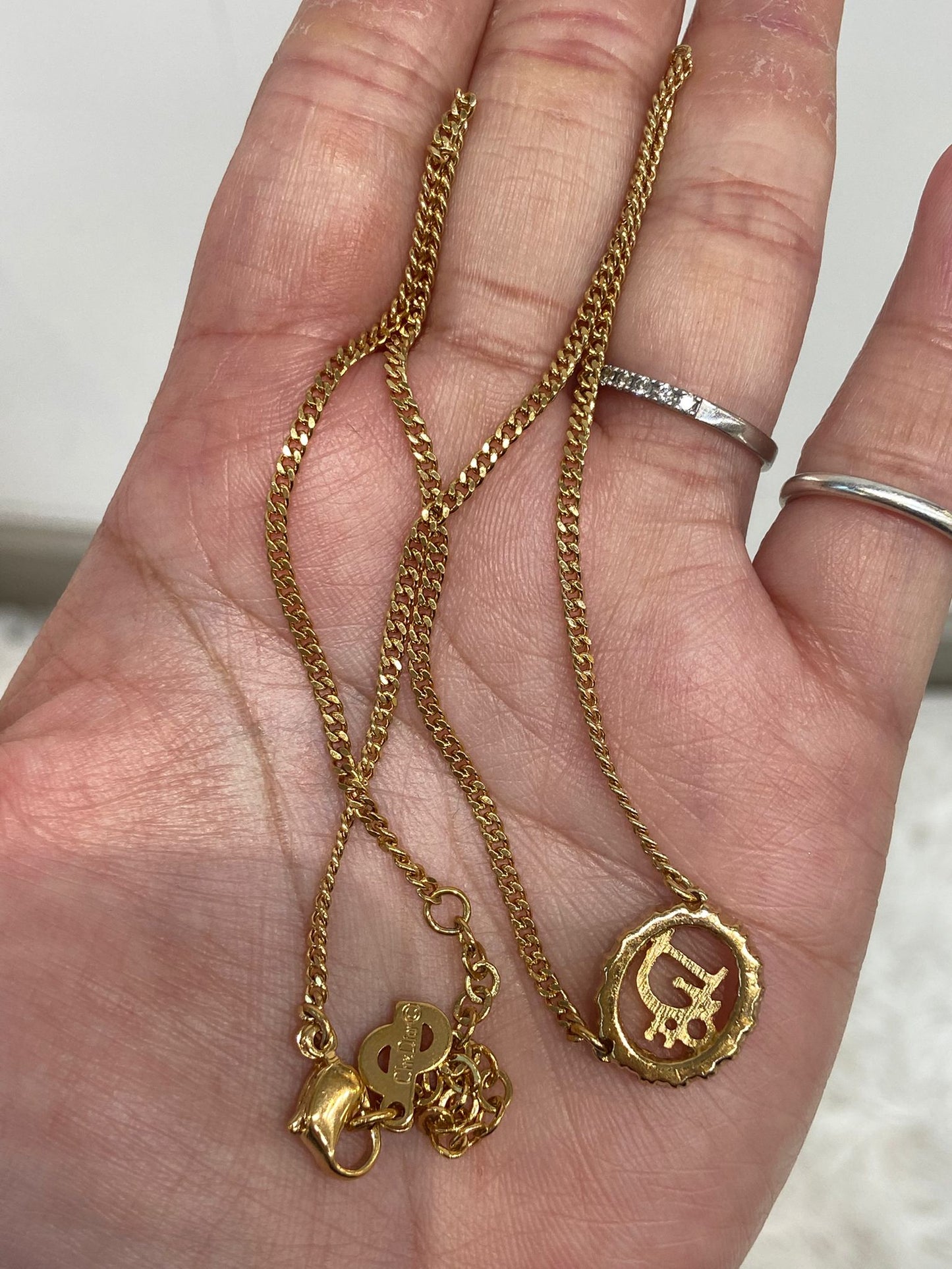 Dior 橢圓閃石 頸鏈