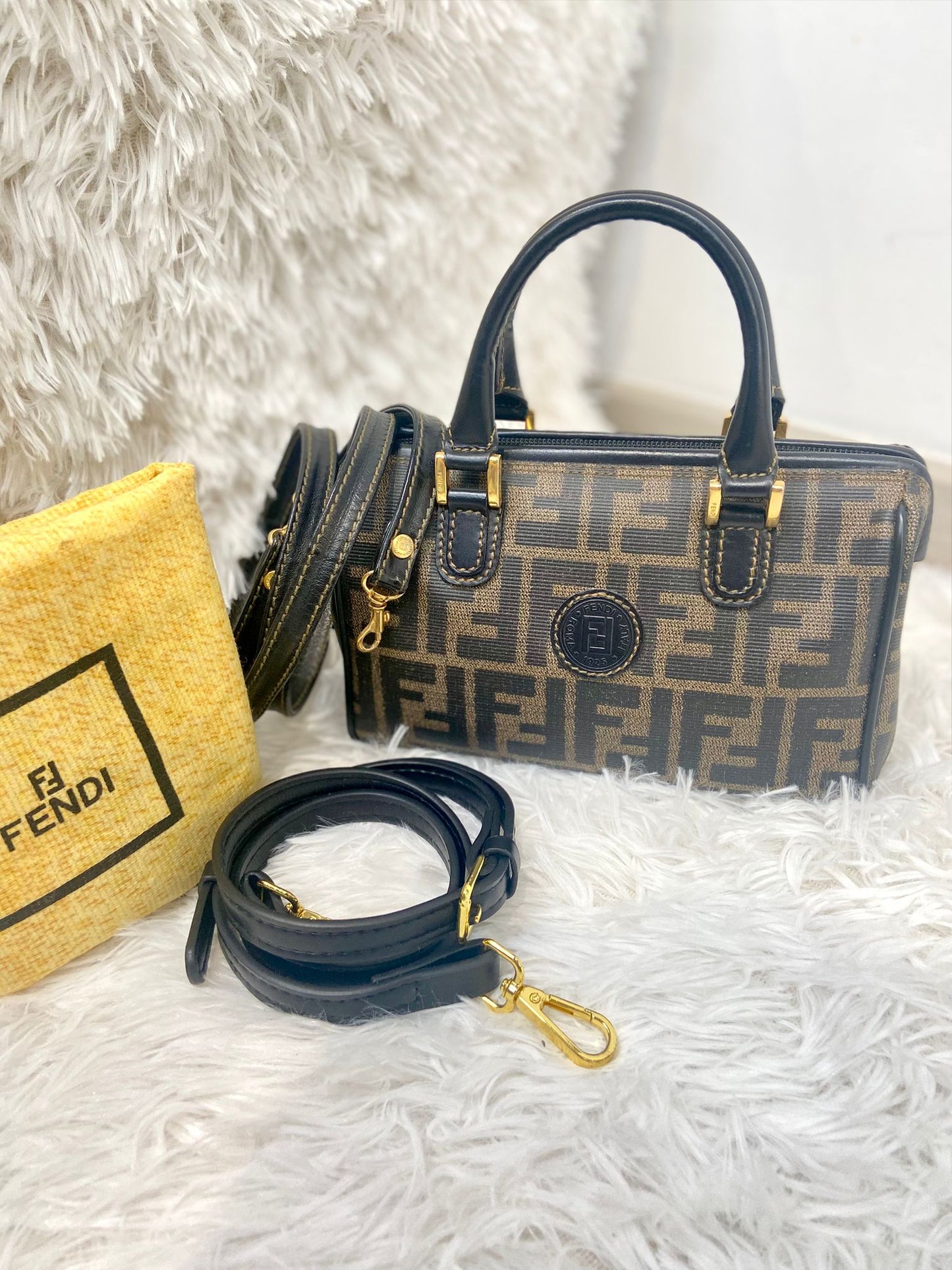 Fendi 老花Boston