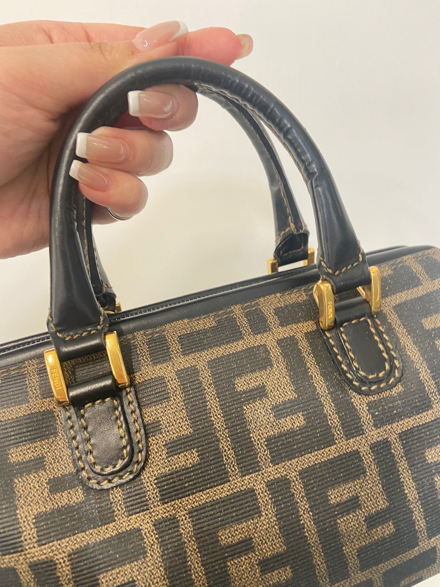 Fendi 老花Boston