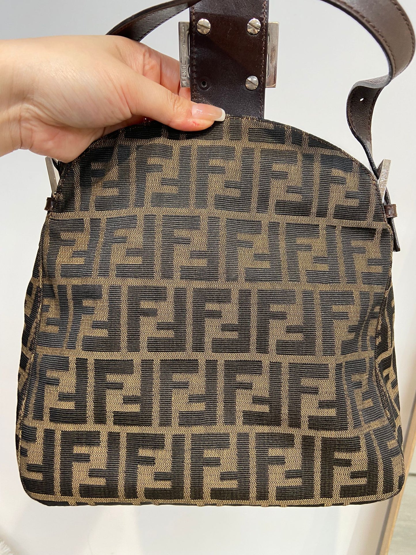 Fendi baguette 腋下單肩袋