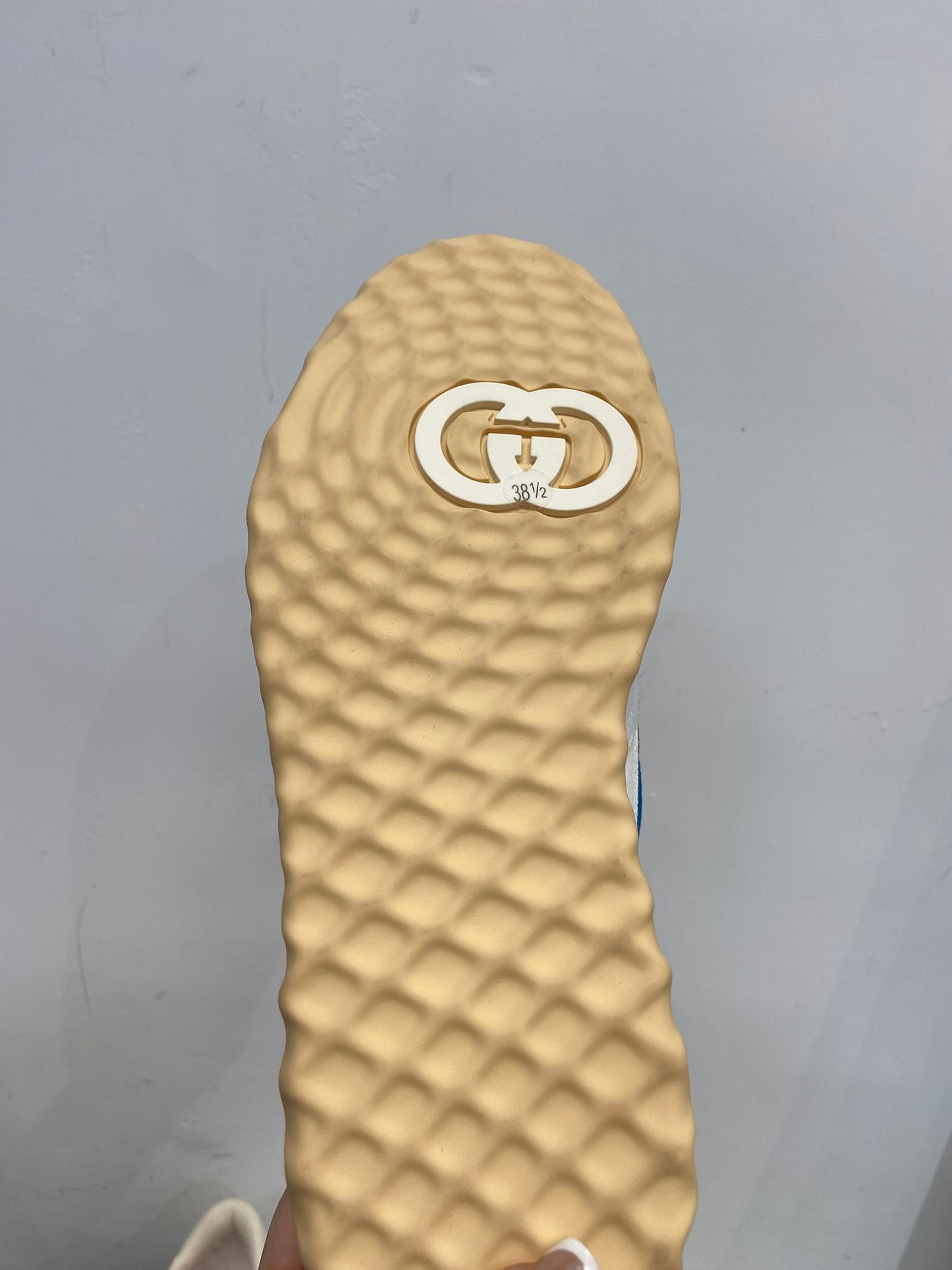 GUCCI x MAC80塗鴉刺繡 波鞋