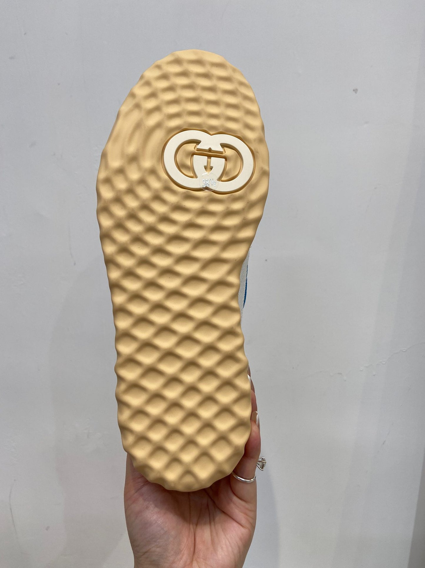 GUCCI x MAC80塗鴉刺繡 波鞋