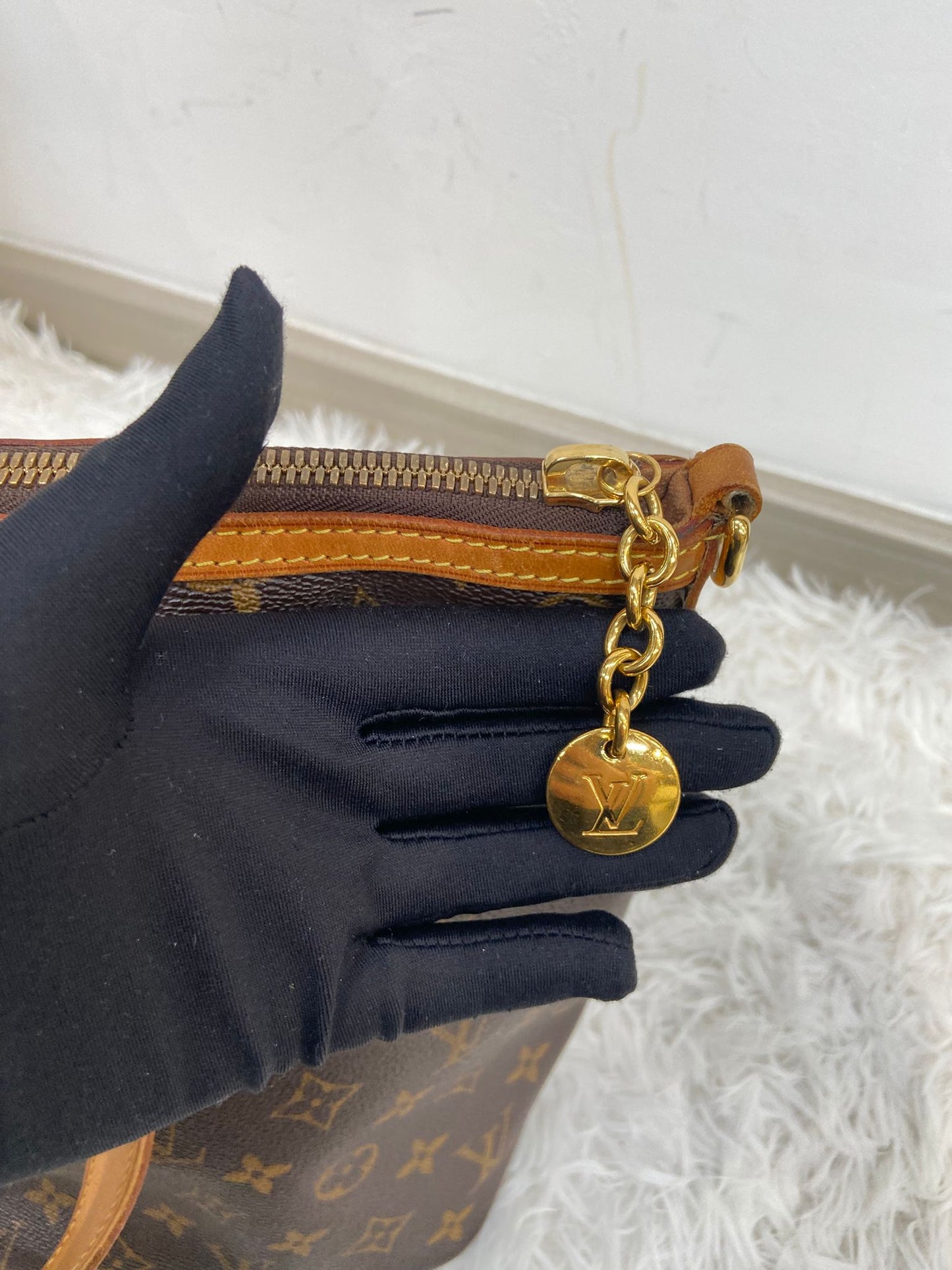 Lv Palermo 餃子型單肩 tote