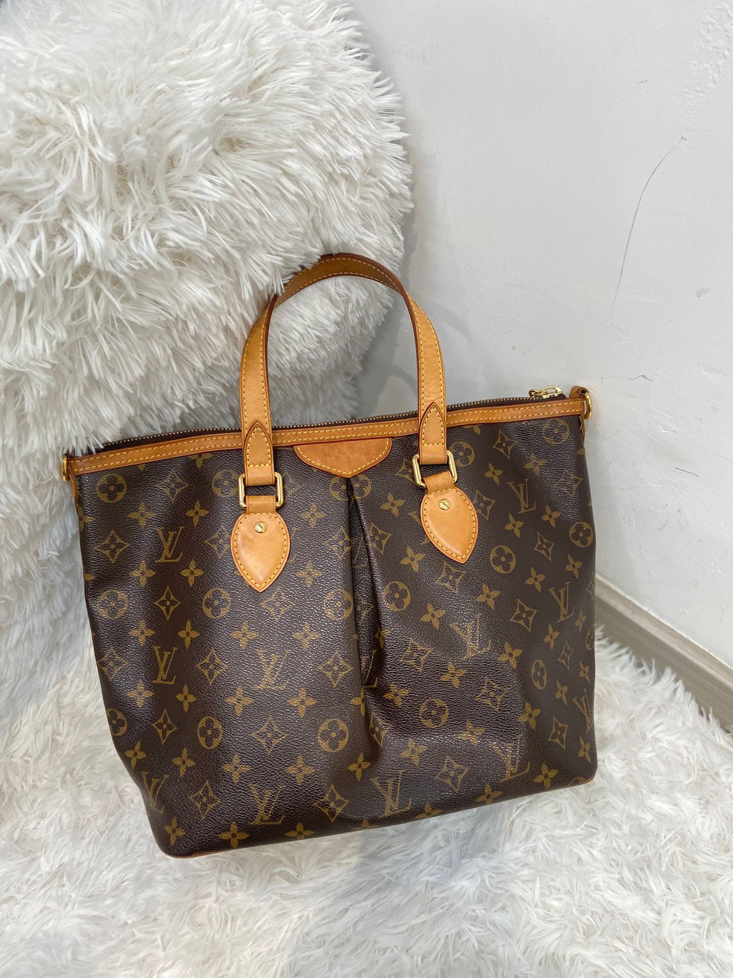 Lv Palermo 餃子型單肩 tote