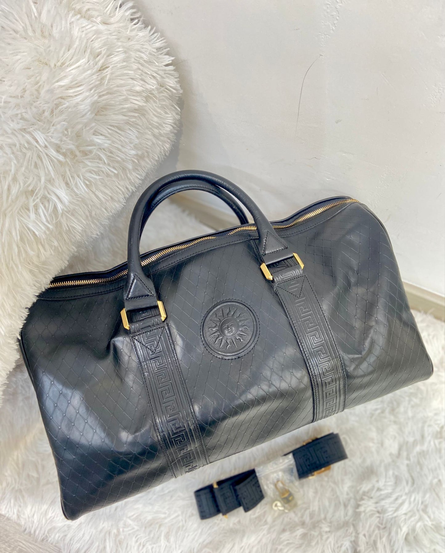 Versace 黑色牛皮旅行袋