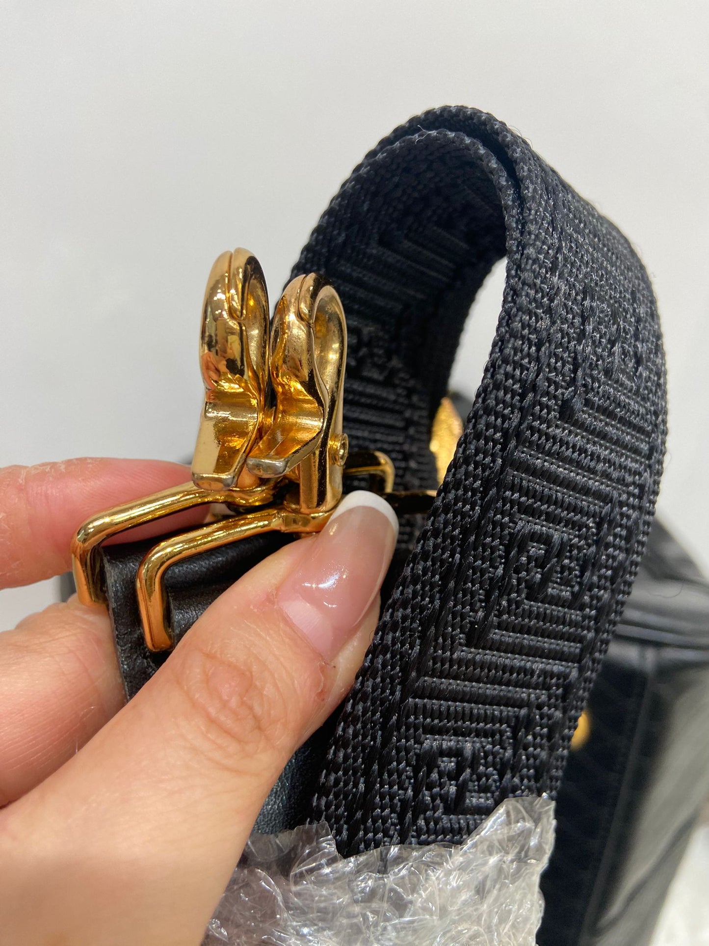 Versace 黑色牛皮旅行袋